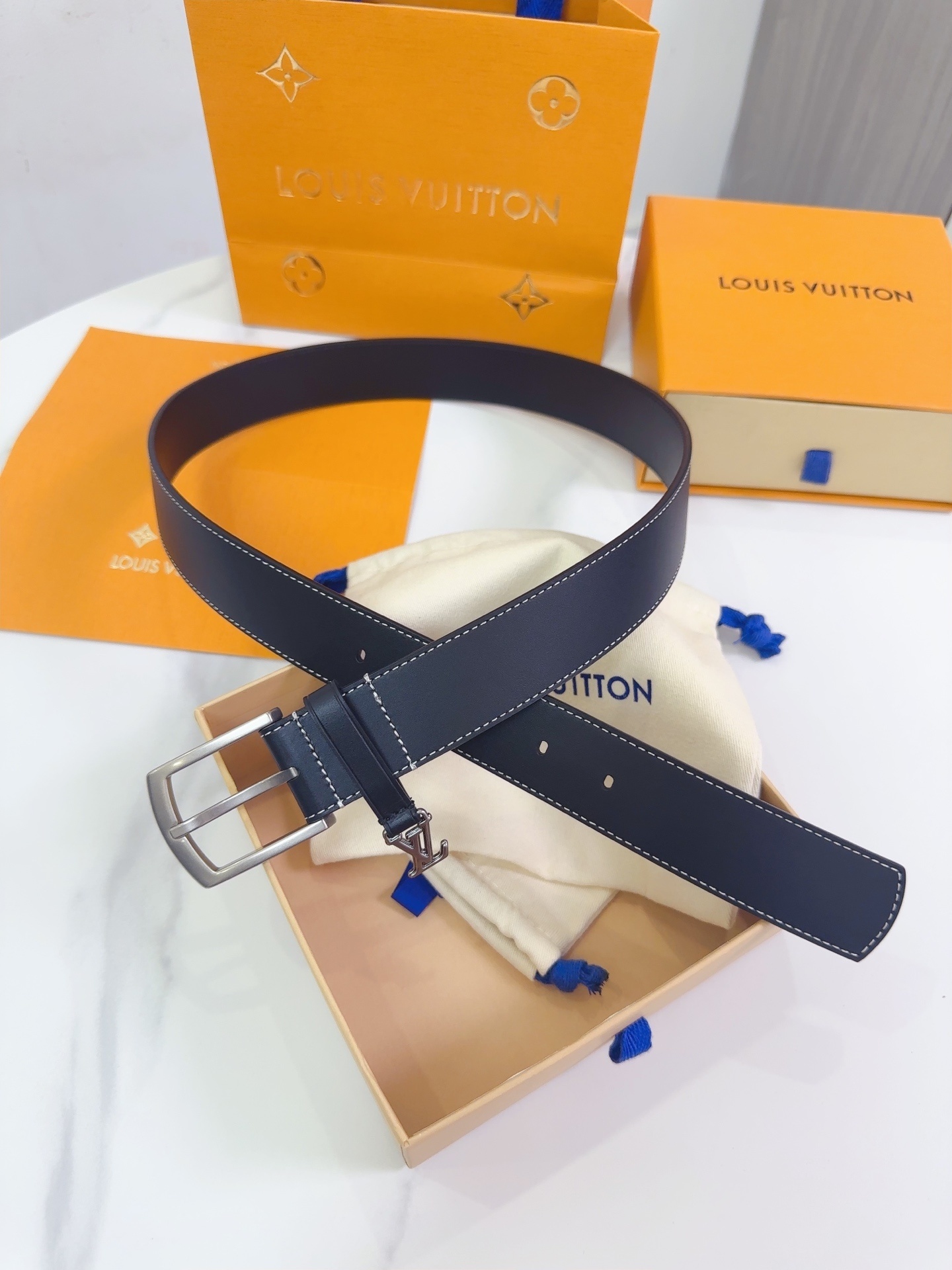 Louis Vuitton Leather Belt with Silver LV Charm & Contrast Stitching