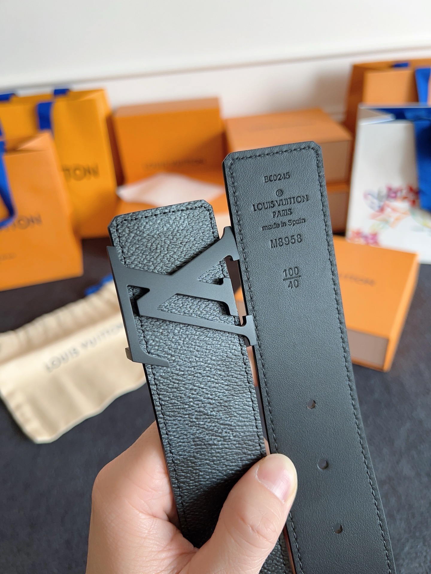 Louis Vuitton Men's LV Initiales 40mm Matte Black Leather Belt