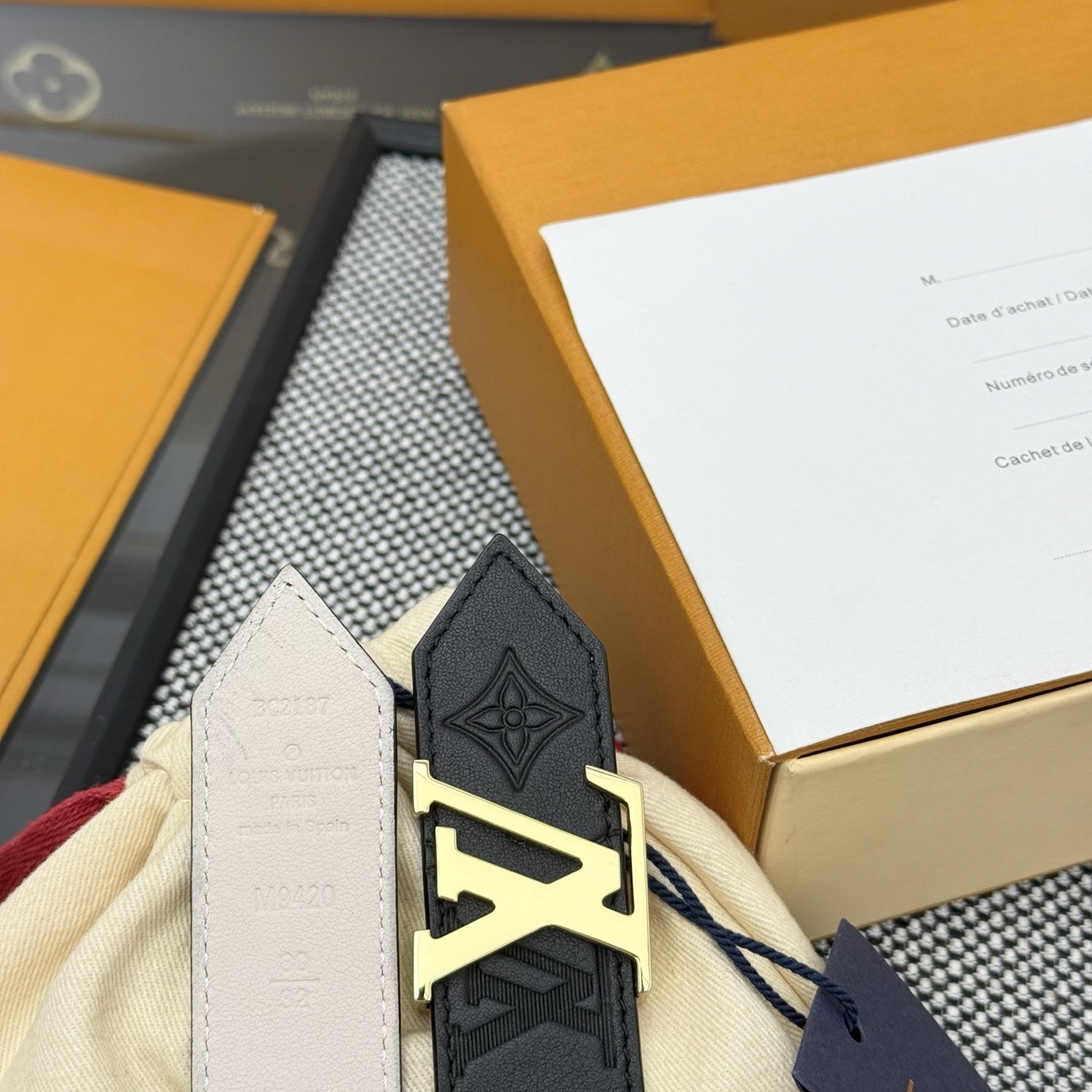 Louis Vuitton LV Initiales 40mm Black Embossed Leather Belt