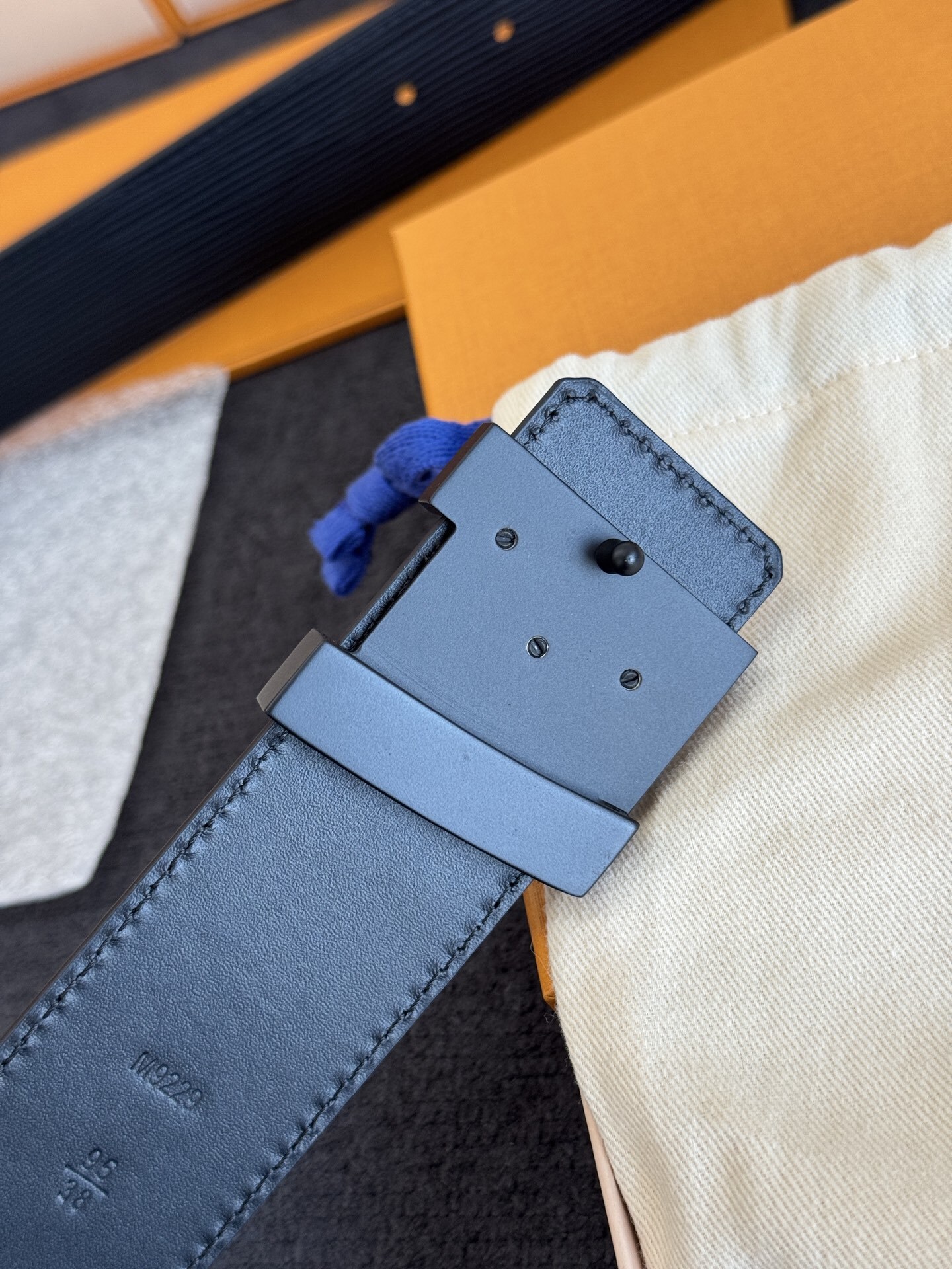 Louis Vuitton LV Initials Epi Leather Belt in Matte Black