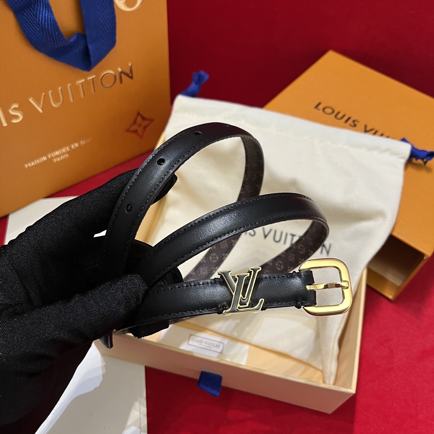 Louis Vuitton Reversible Slim Belt in Monogram and Black Leather