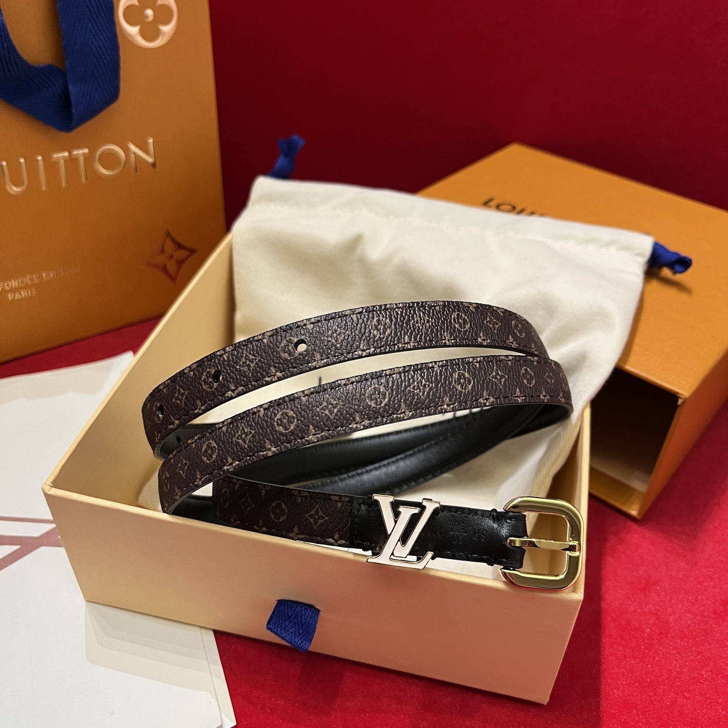 Louis Vuitton Monogram Women's Skinny Belt - Gold Buckle