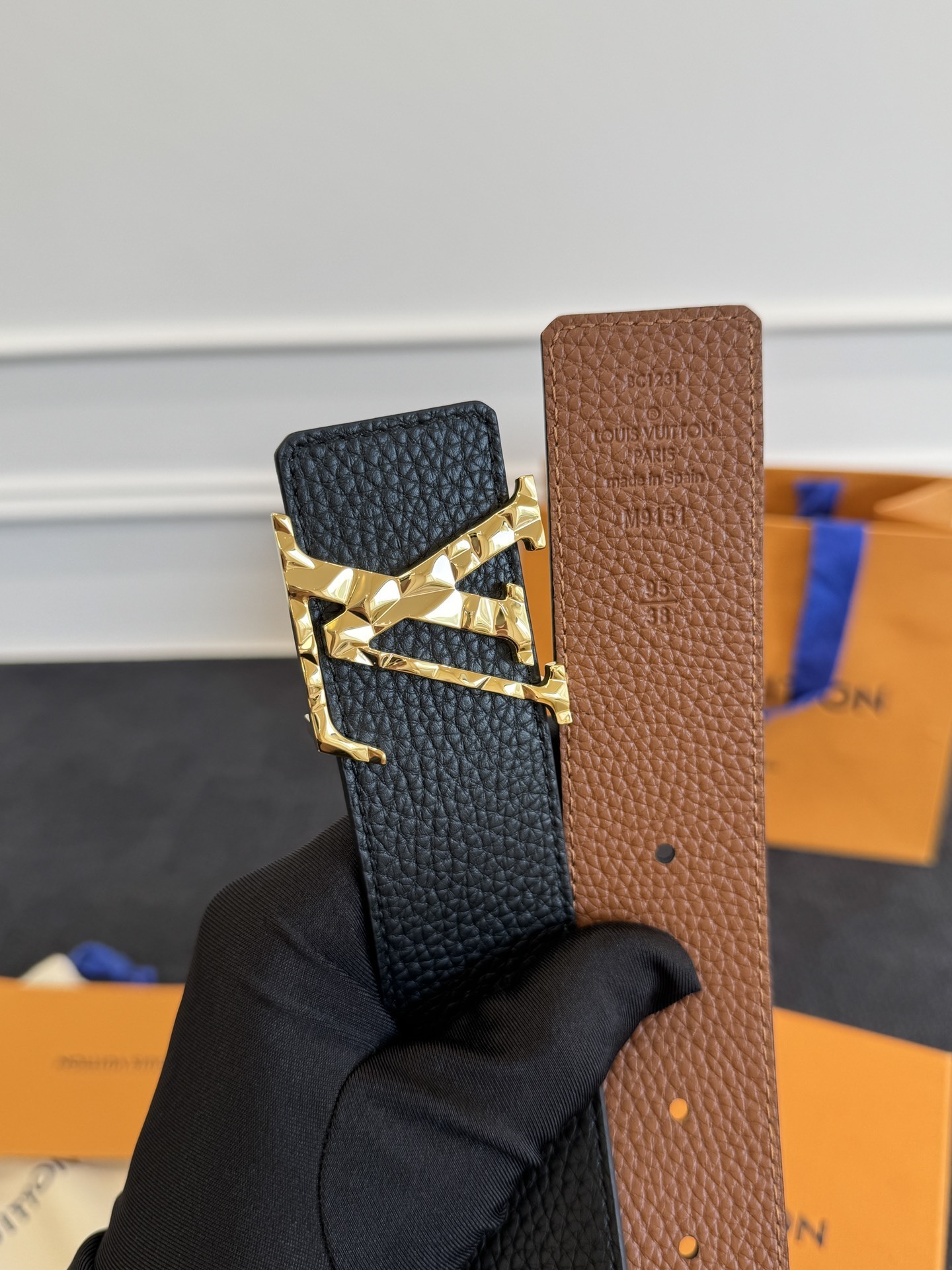 Louis Vuitton LV Initiales Black Taurillon Leather Belt - Gold Buckle