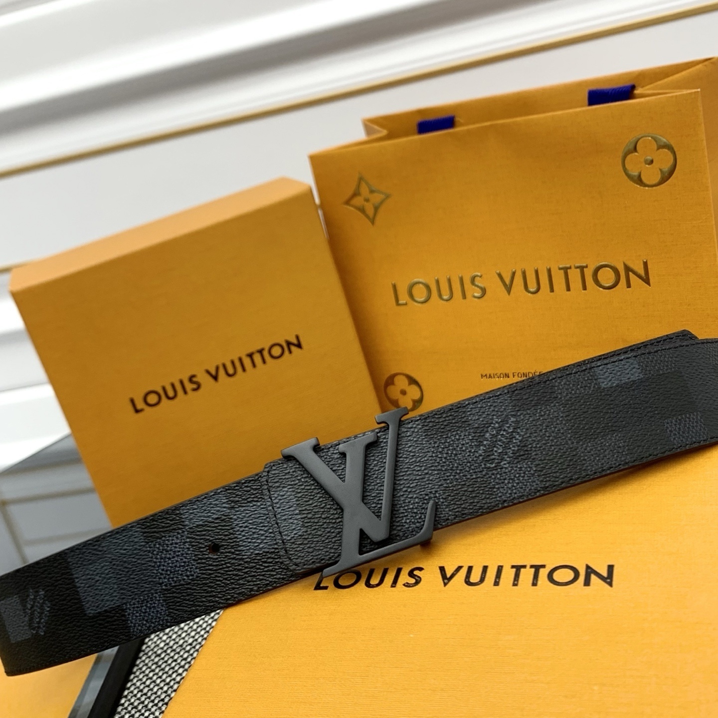 matte Louis Vuitton Damier Graphite Belt - Louis Vuitton Damier
