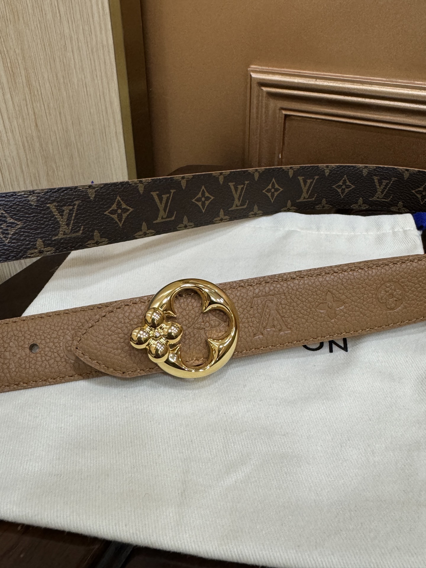 Louis Vuitton LV Bloom Reversible Belt - Monogram Empreinte Tan