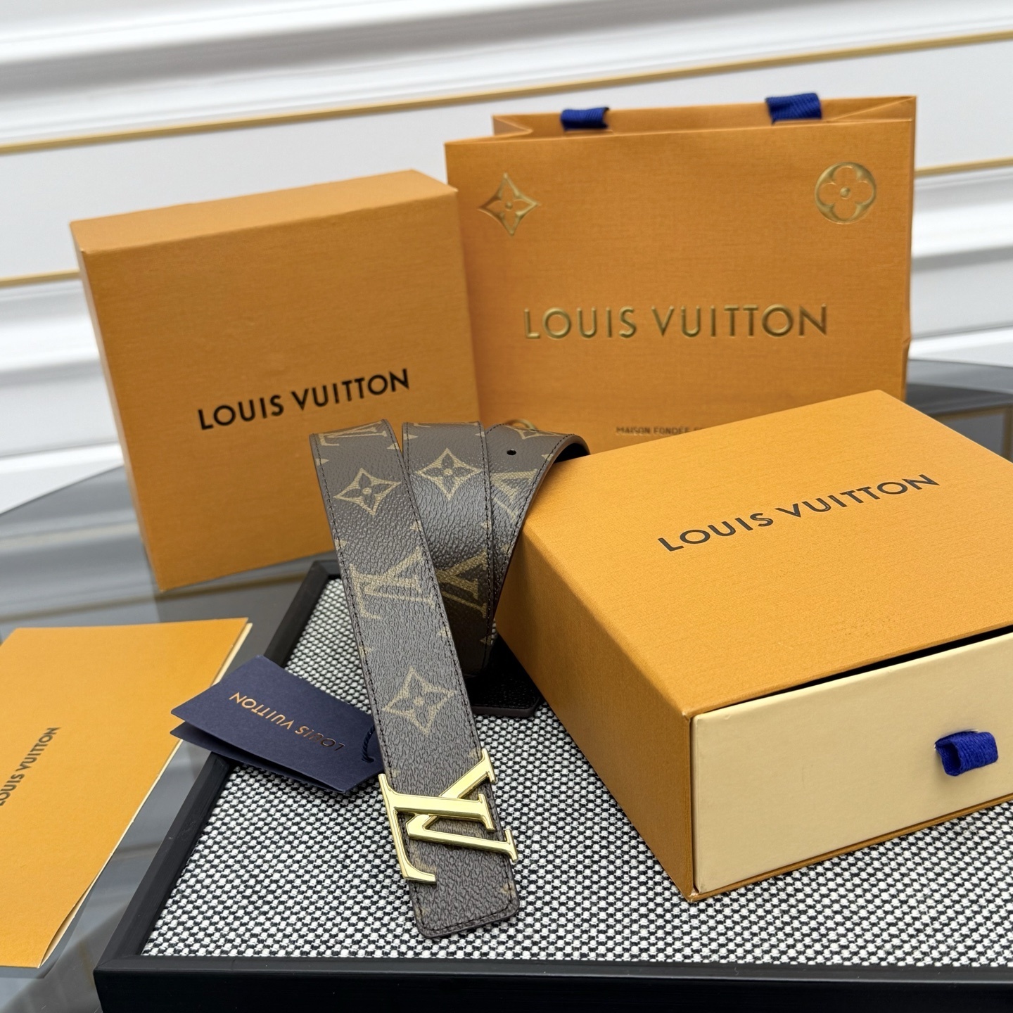 Louis Vuitton LV Initiales 40mm Monogram Canvas Gold Buckle Belt