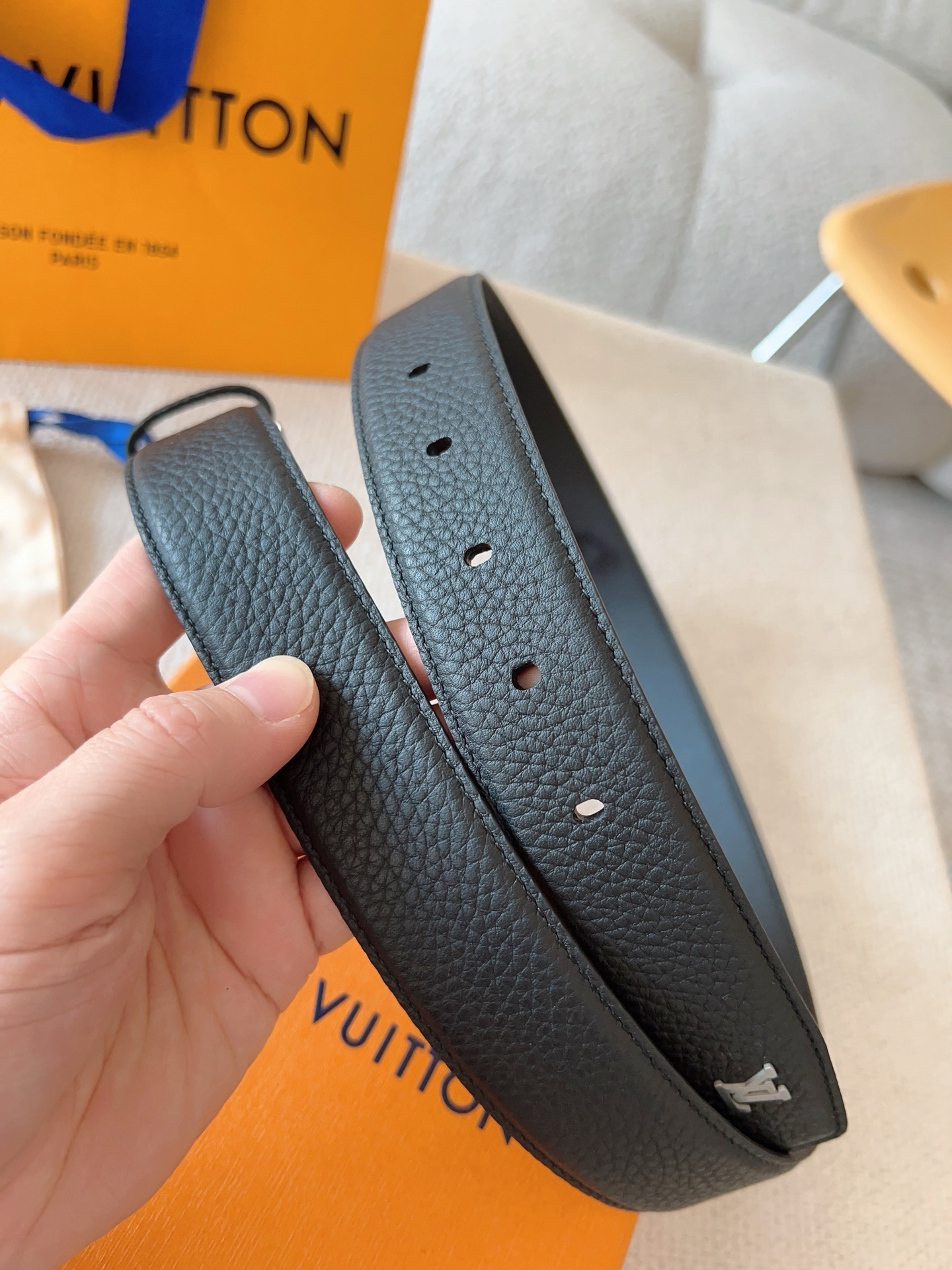 Louis Vuitton Men's Black Grained Leather Belt with LV Hardware