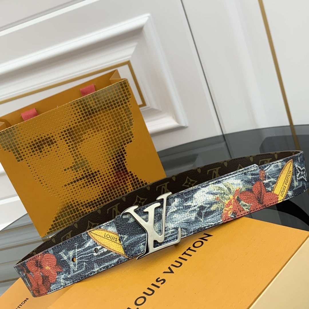 Louis Vuitton LV Initial 40mm Reversible Monogram Canvas Belt