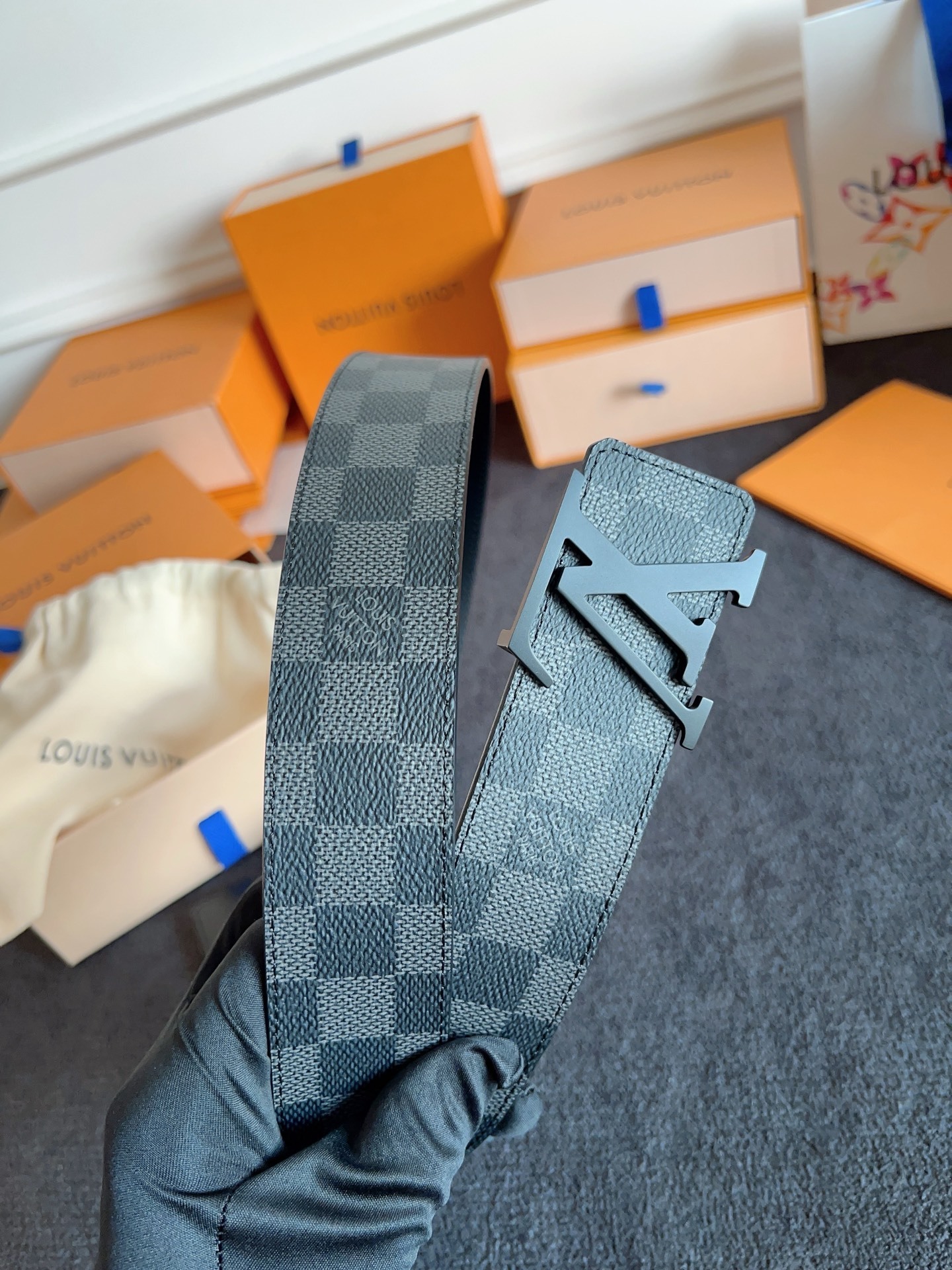 LV Initiales 40mm Reversible Belt - Damier Graphite Matte Black