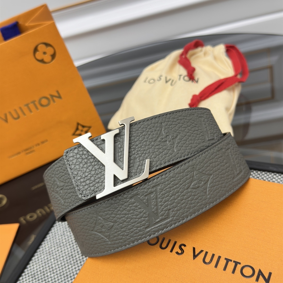 Louis Vuitton LV Initiales 40mm Reversible Belt in Grey Monogram Leather