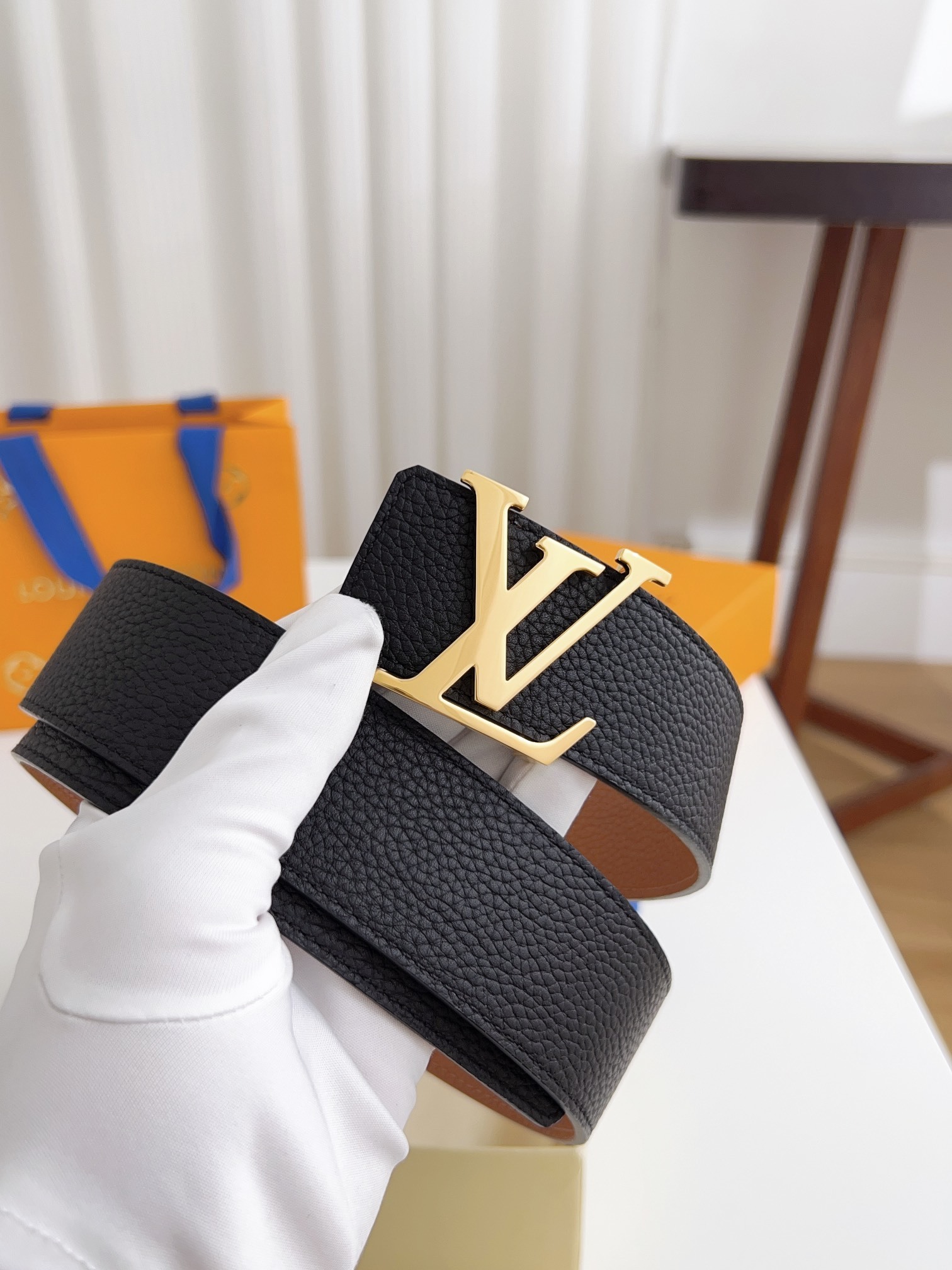 Louis Vuitton LV Initiales 40mm Belt - Black Taurillon Leather & Gold