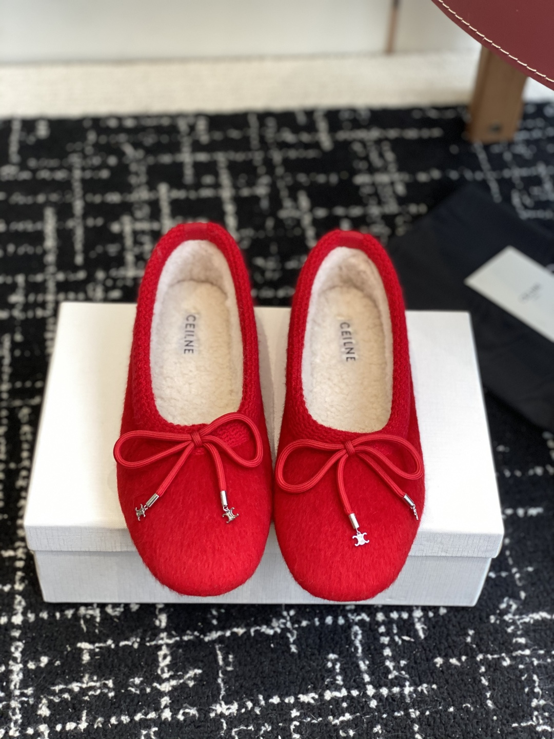 Luxury Red Fuzzy Ballet Flats with Warm Shearling Lining & Bow