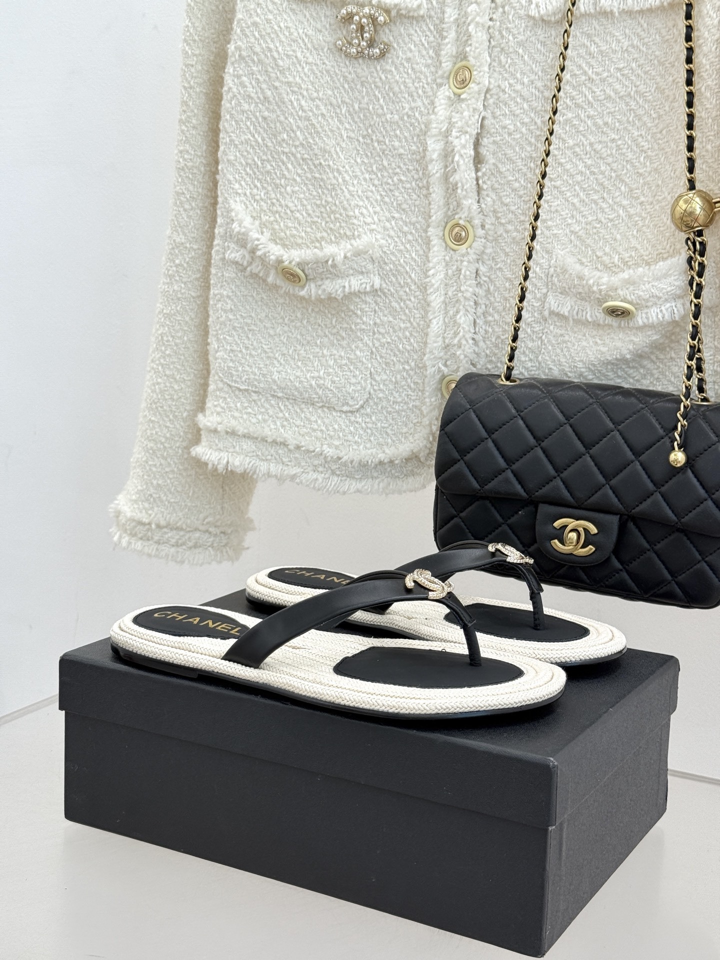 Chanel White Black Thong Sandals - Chanel White & Black Thong Sandals