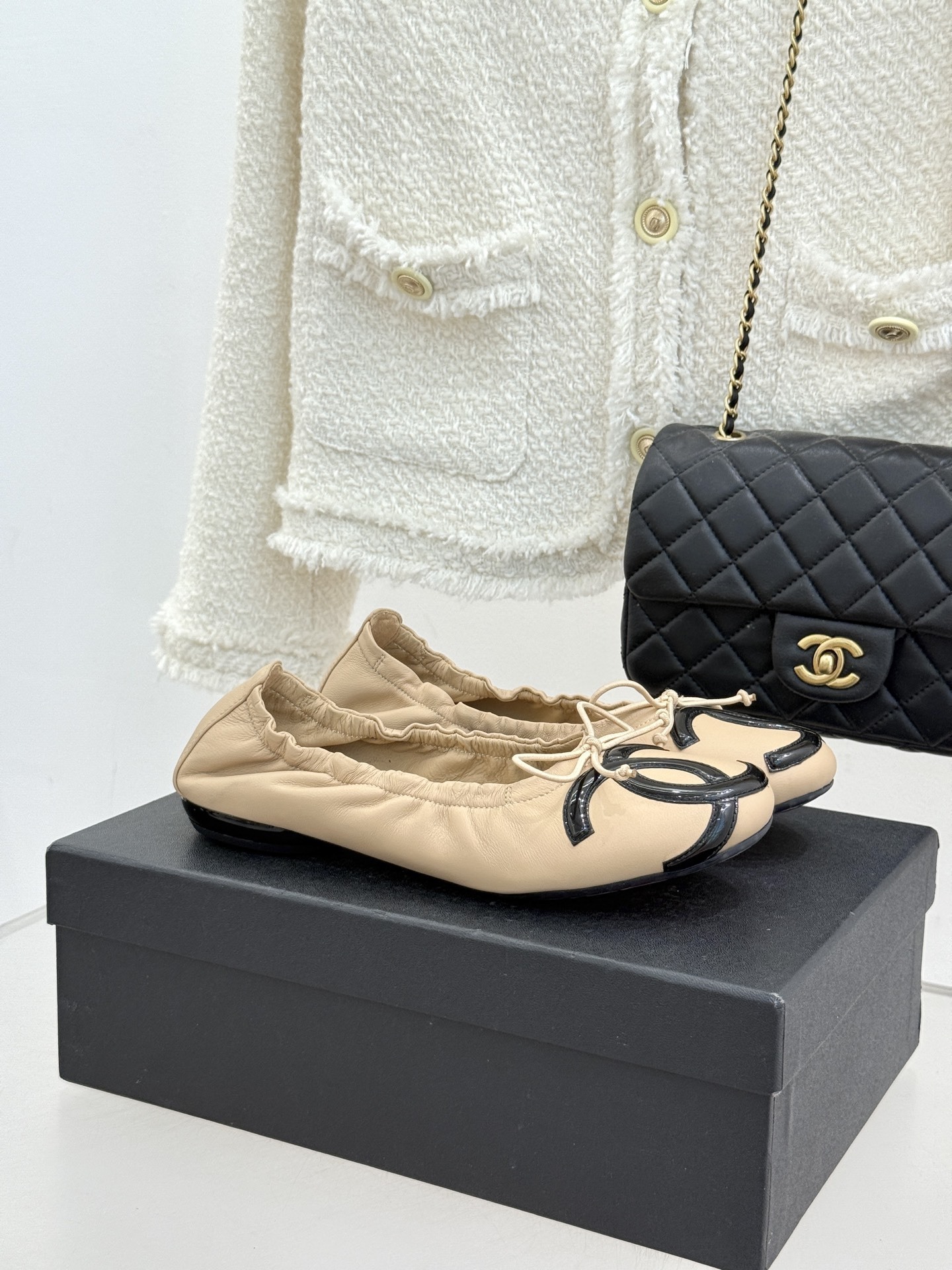 Chanel Lambskin Ballerina Flats - Beige & Black CC Logo