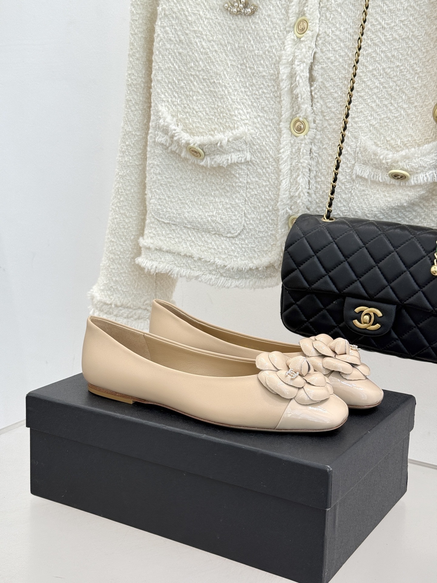 Chanel Beige Flower Flats - Chanel Beige Leather Flower Flats