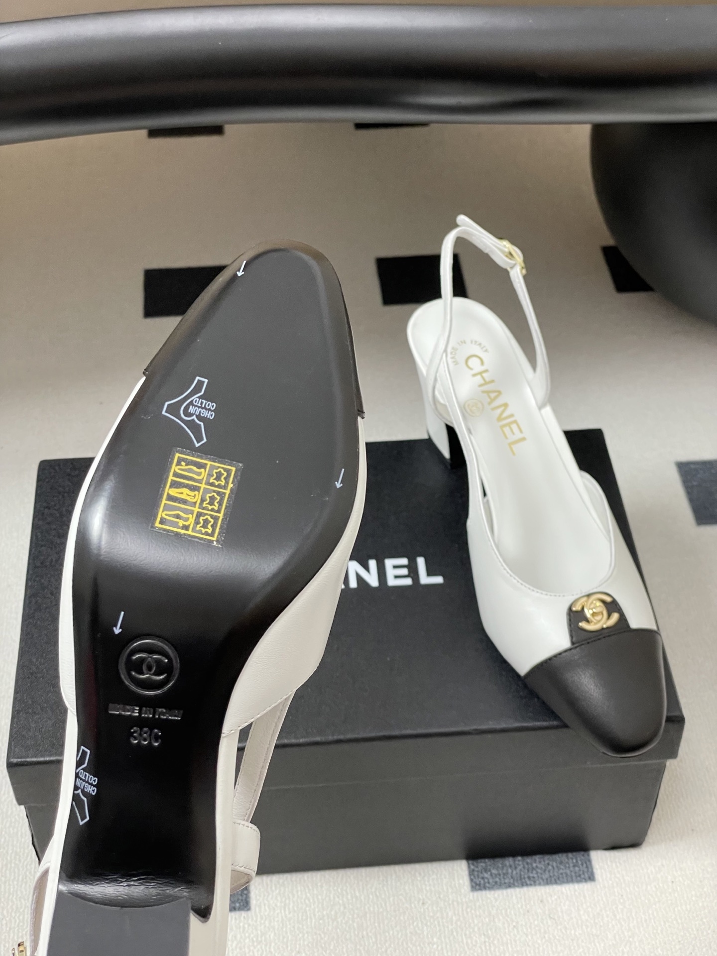 Chanel Classic Two-Tone Leather Slingback Pumps – White & Black