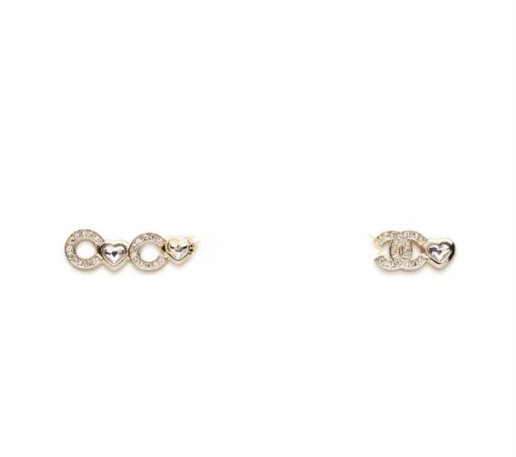 Chanel Gold CC Heart Earrings – Chanel Gold CC Heart Crystal Earrings