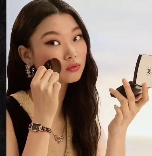 sparkling Chanel Silver Crystal Bow Earrings – Chanel Silver Crystal