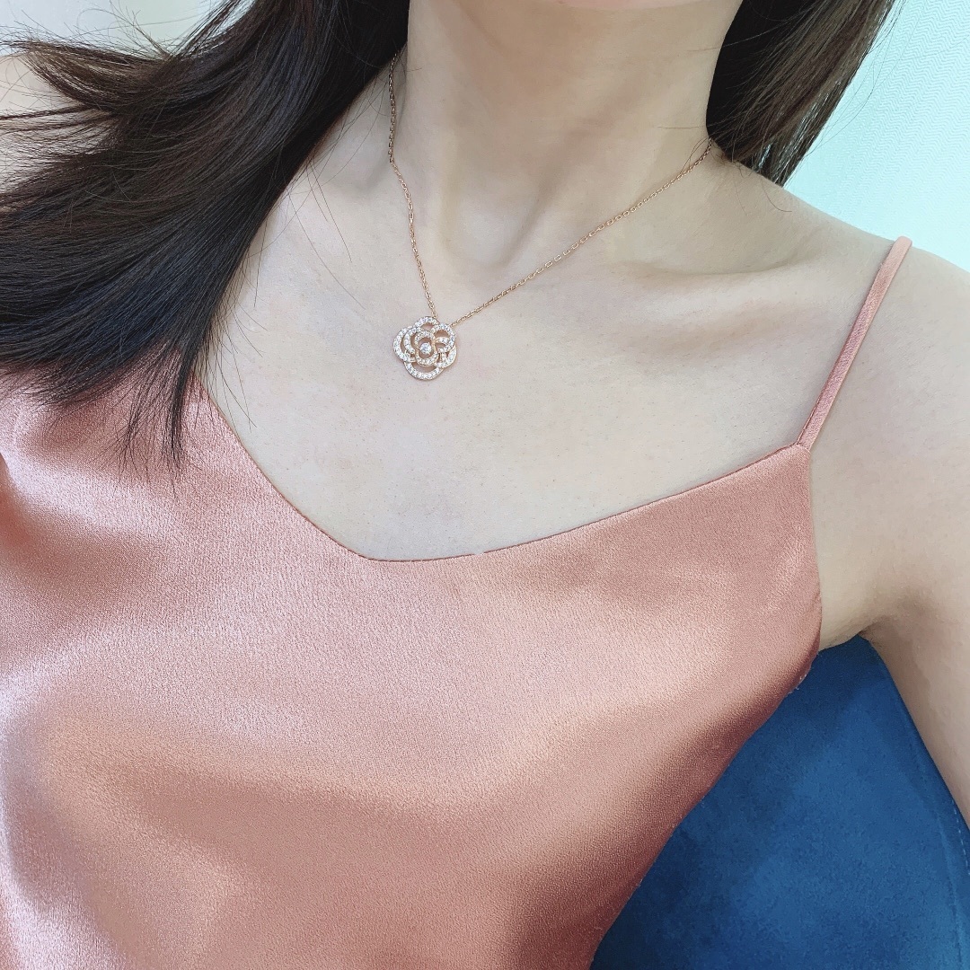 Chanel Rose Gold Camellia Pendant – Chanel Rose Gold Diamond Camellia