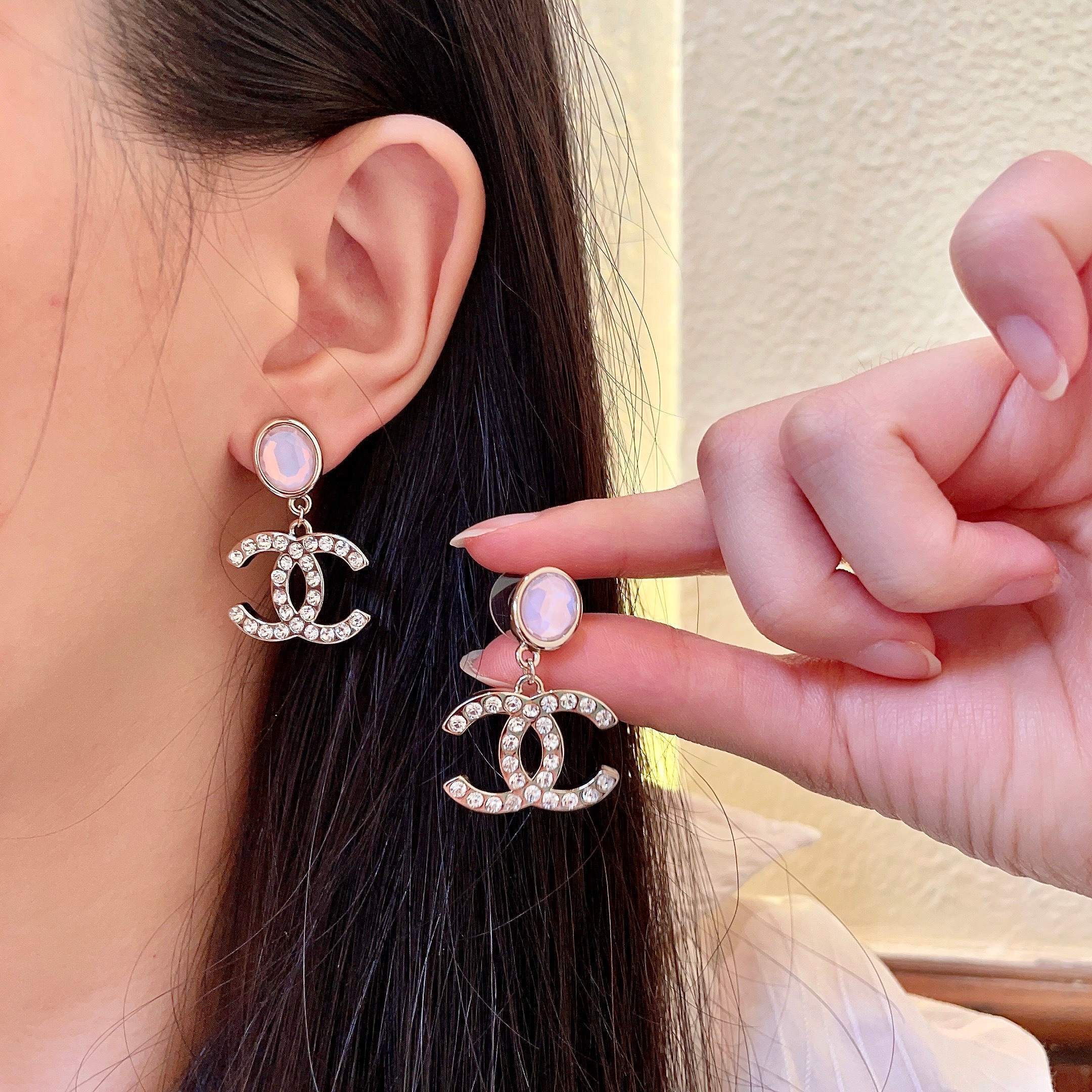 Chanel Gold CC Earrings Pink Opal – Designer Studs