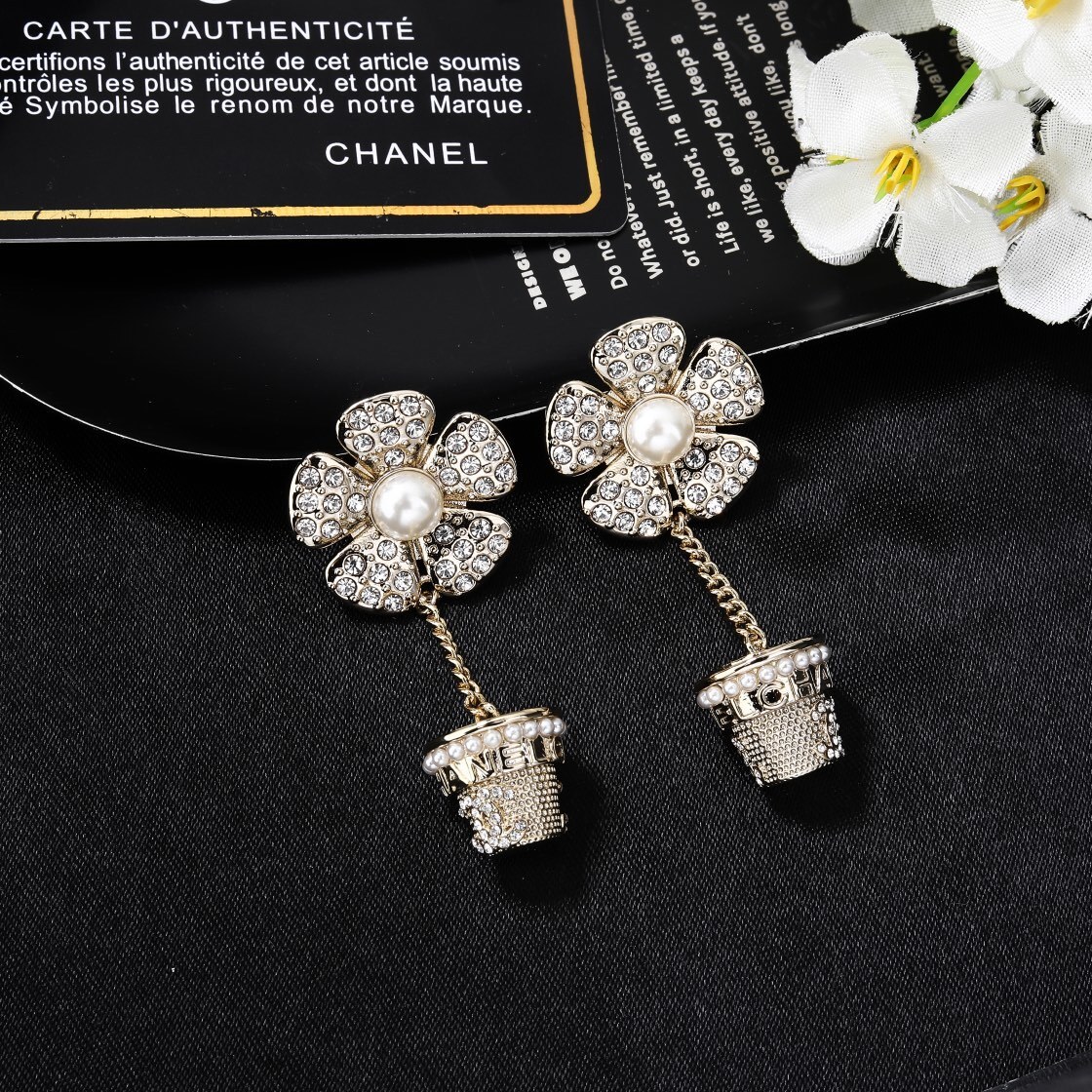 Chanel Crystal Flower Pot Drop Earrings – Designer Chic
