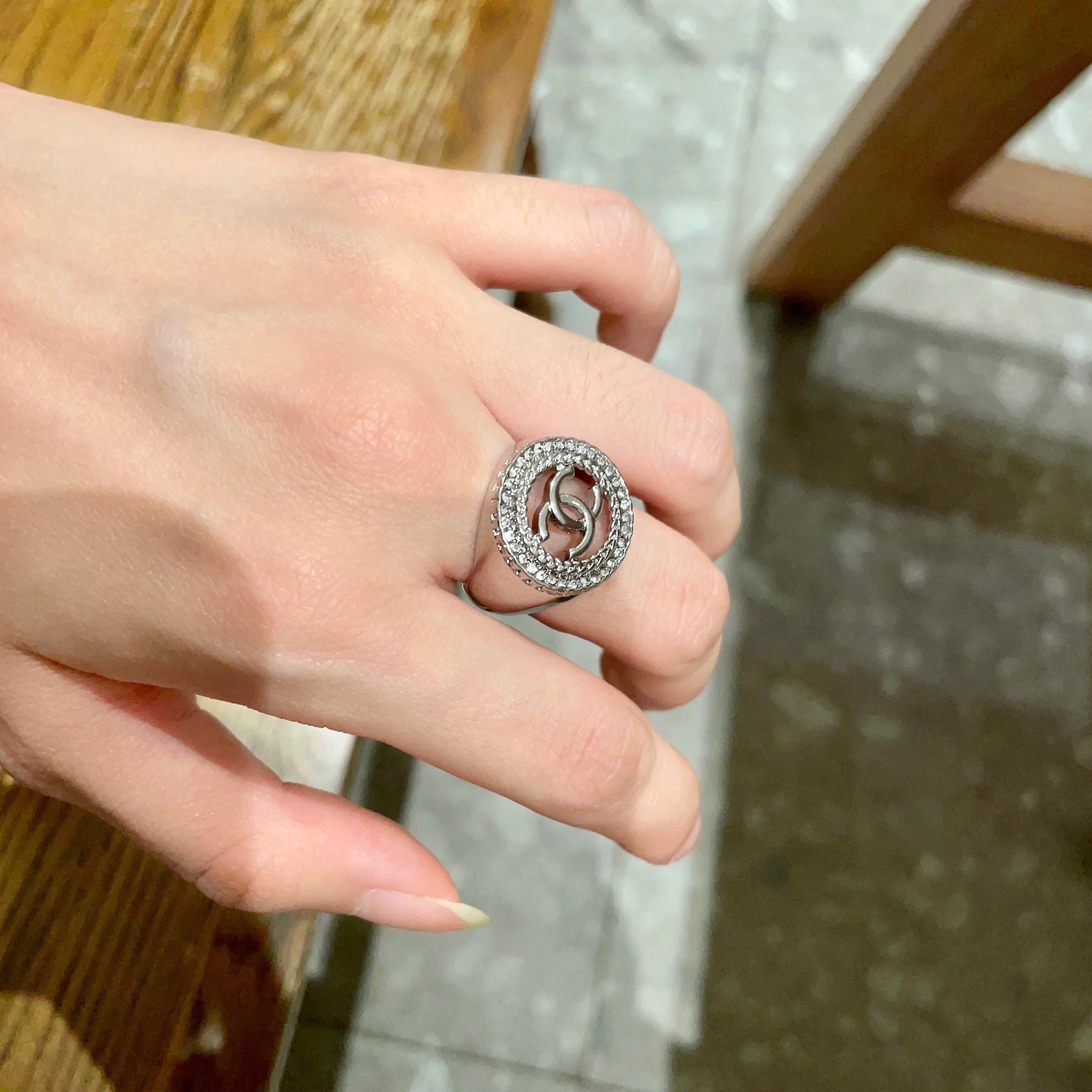 Chanel Silver Pave CC Ring – Chanel Silver Pave CC Logo Ring