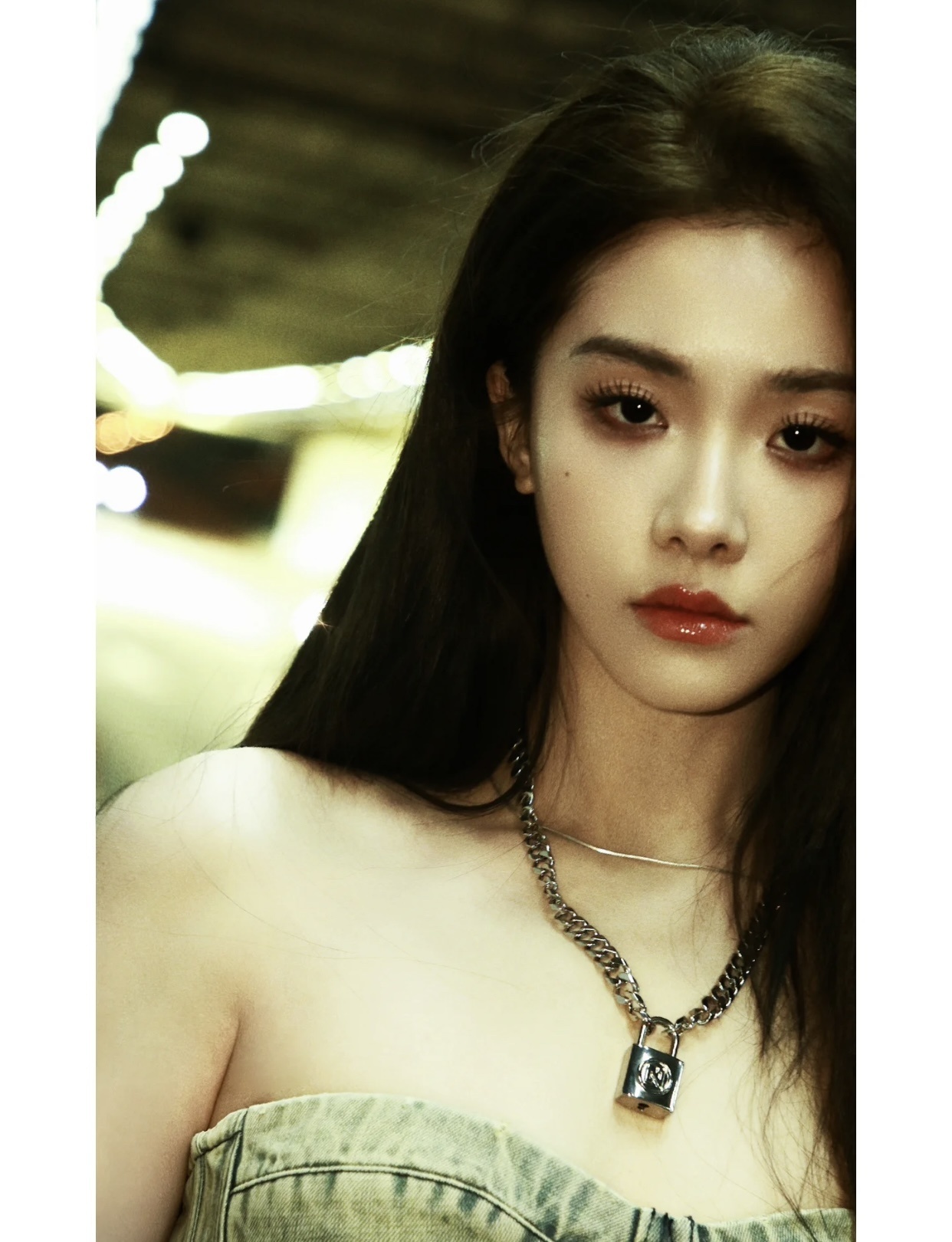 Chanel Gold Padlock Necklace – Chanel Gold Padlock Charm Chain