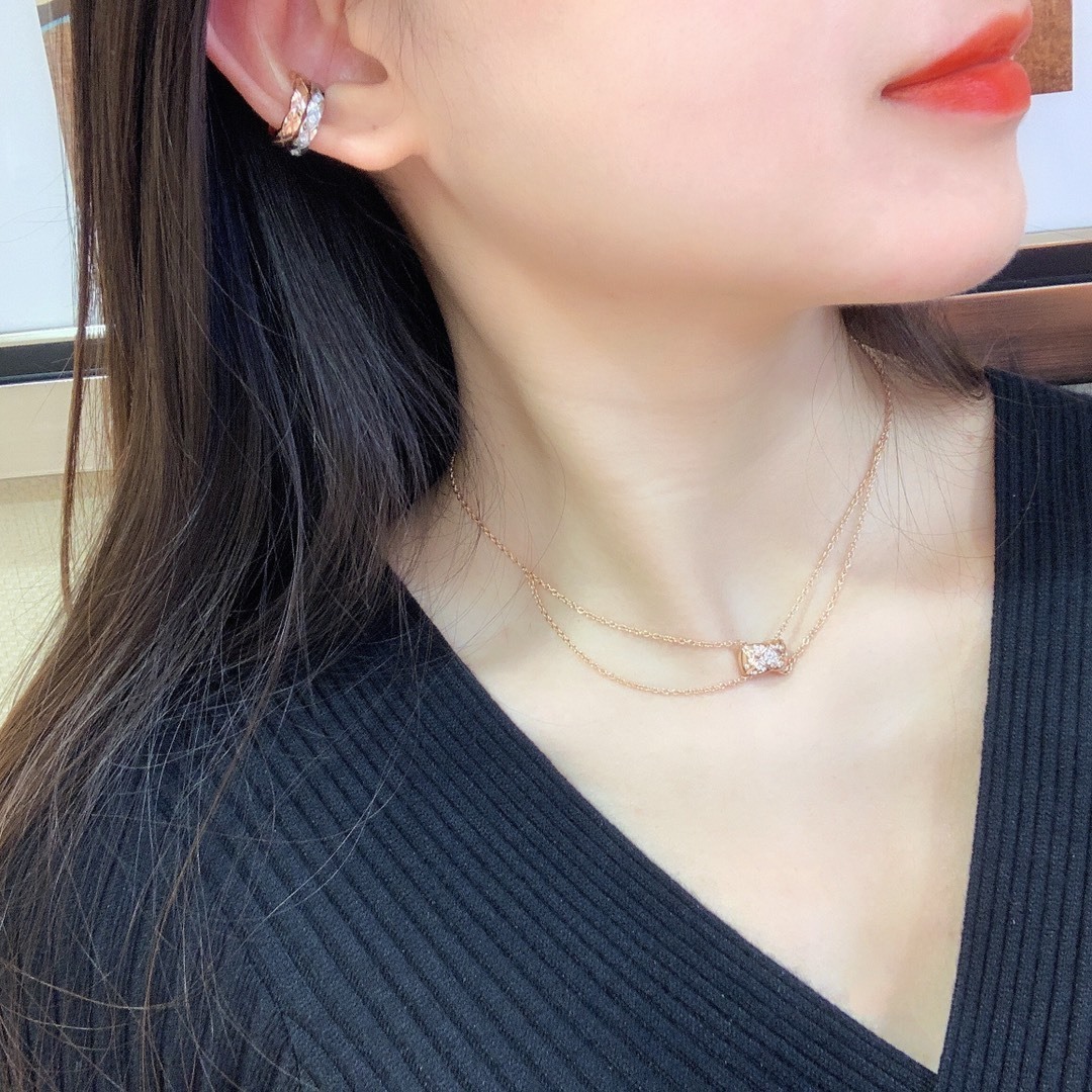 Chanel Quilted Rose Gold Hoop Earrings – Fine Jewelry