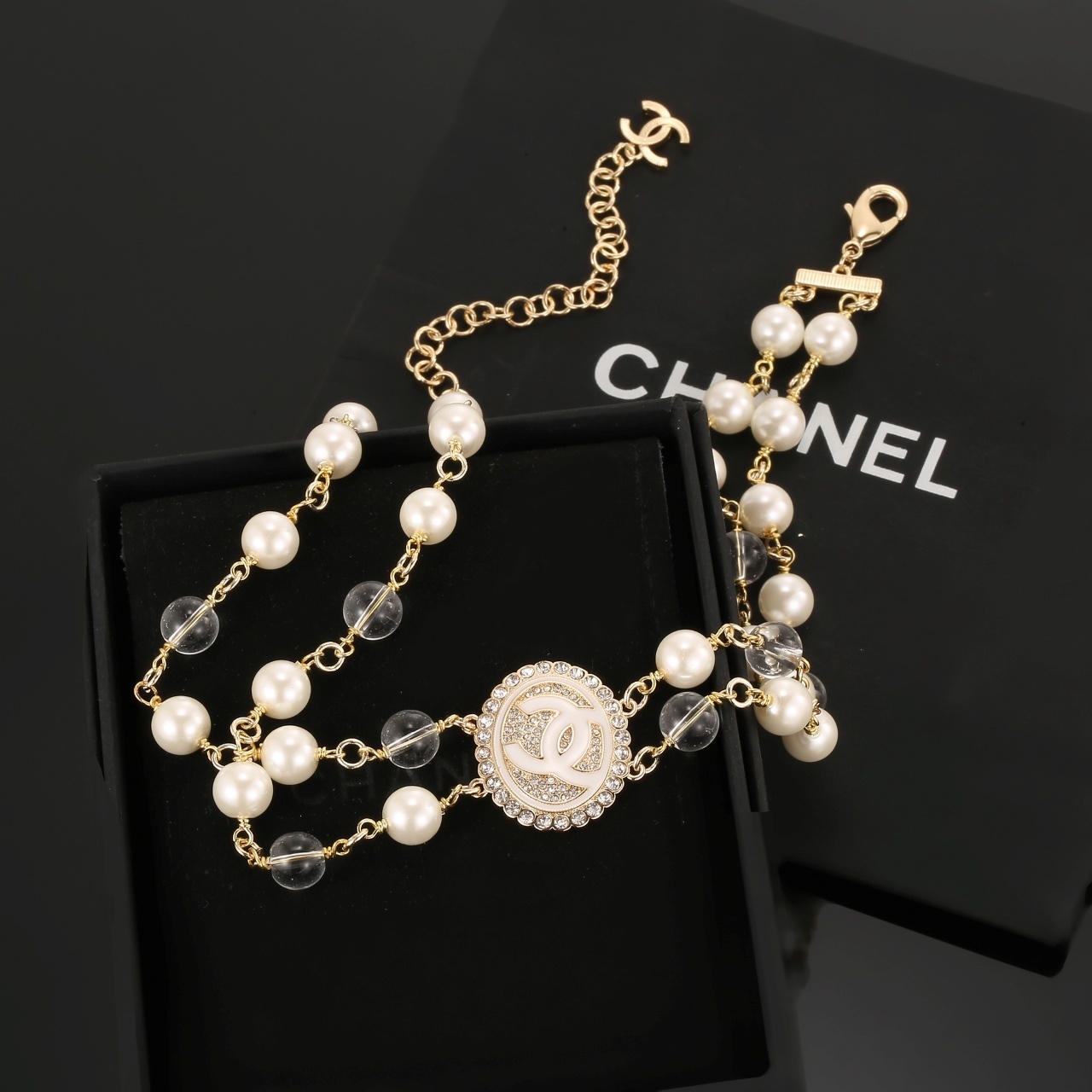 Chanel Gold Pearl Necklace – Chanel Gold Pearl Crystal CC Necklace