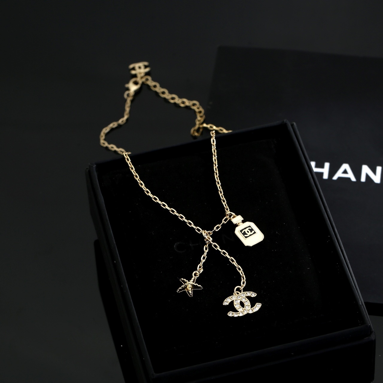 star Chanel Gold Charm Necklace – Chanel Gold Charm Necklace – Star &