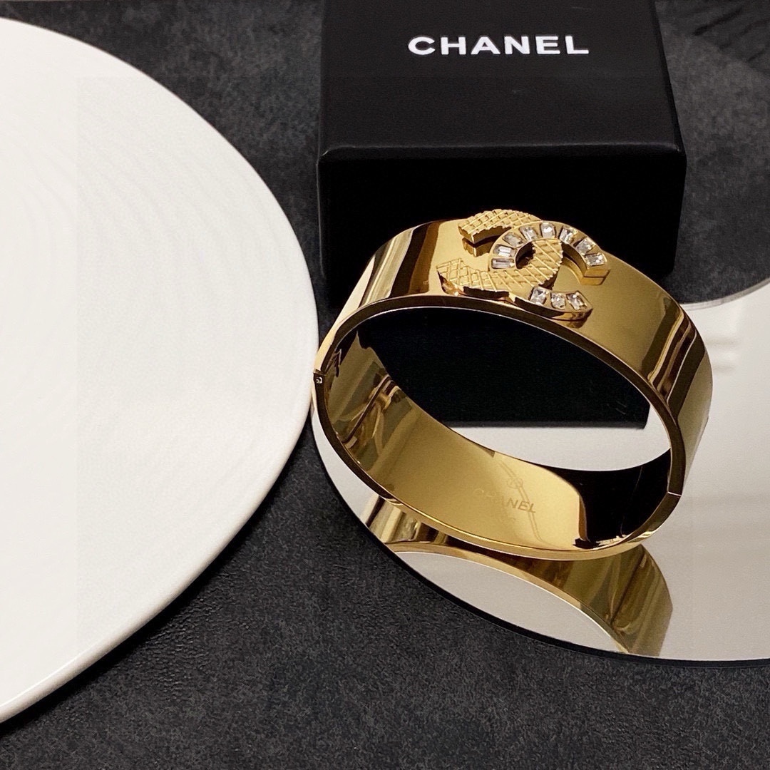 Chanel Gold Cuff Bracelet – Premium Quality