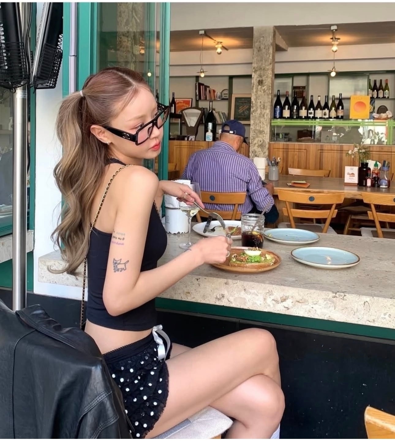 Luxury Oversized Square Glasses – Black Frame Clear Lens Fashion Eyewear