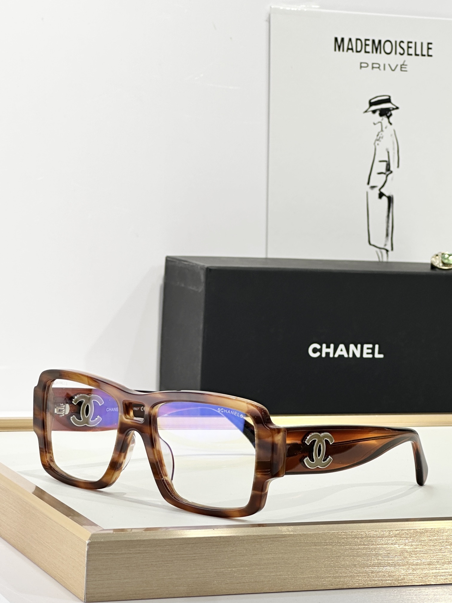 Chanel Luxury Square Eyeglasses with CC Logo – Premium Eyewear