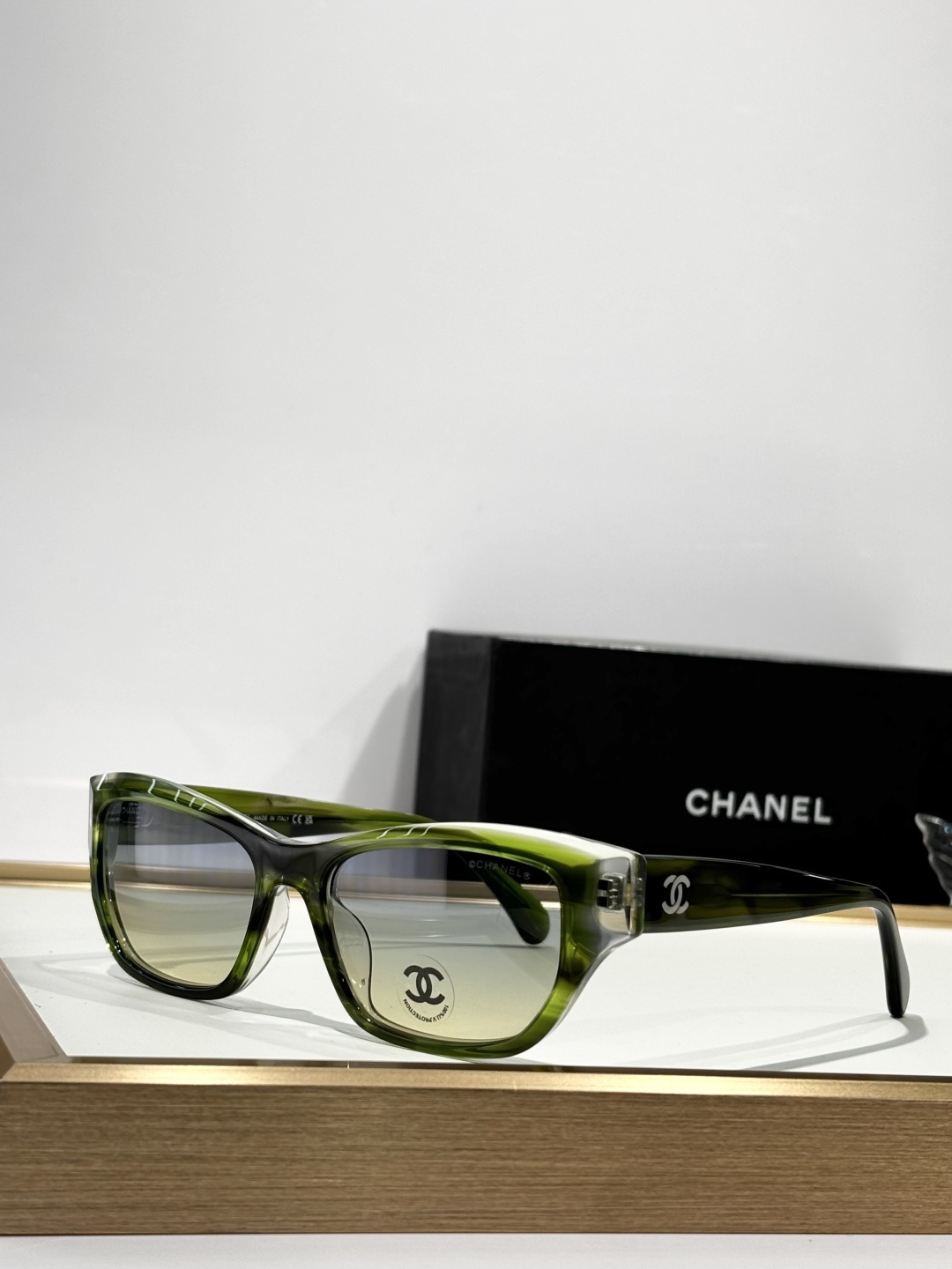 Chanel Elegant Square Sunglasses for Women – Premium Italian Design