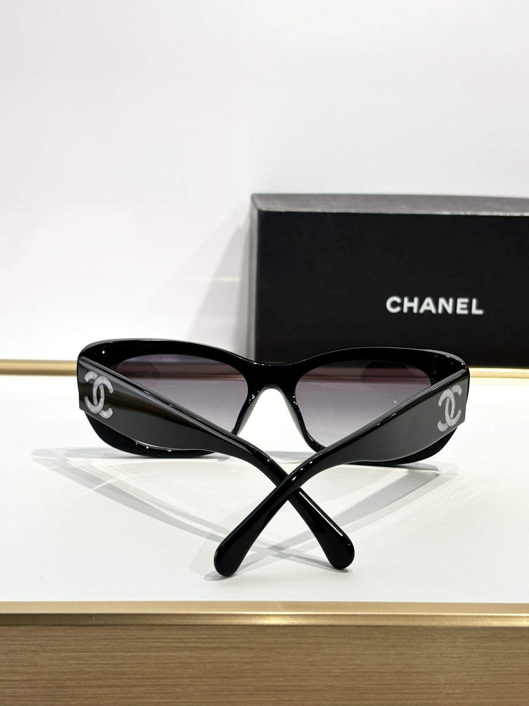 Chanel Oversized Cat-Eye Sunglasses Black Acetate with CC Logo