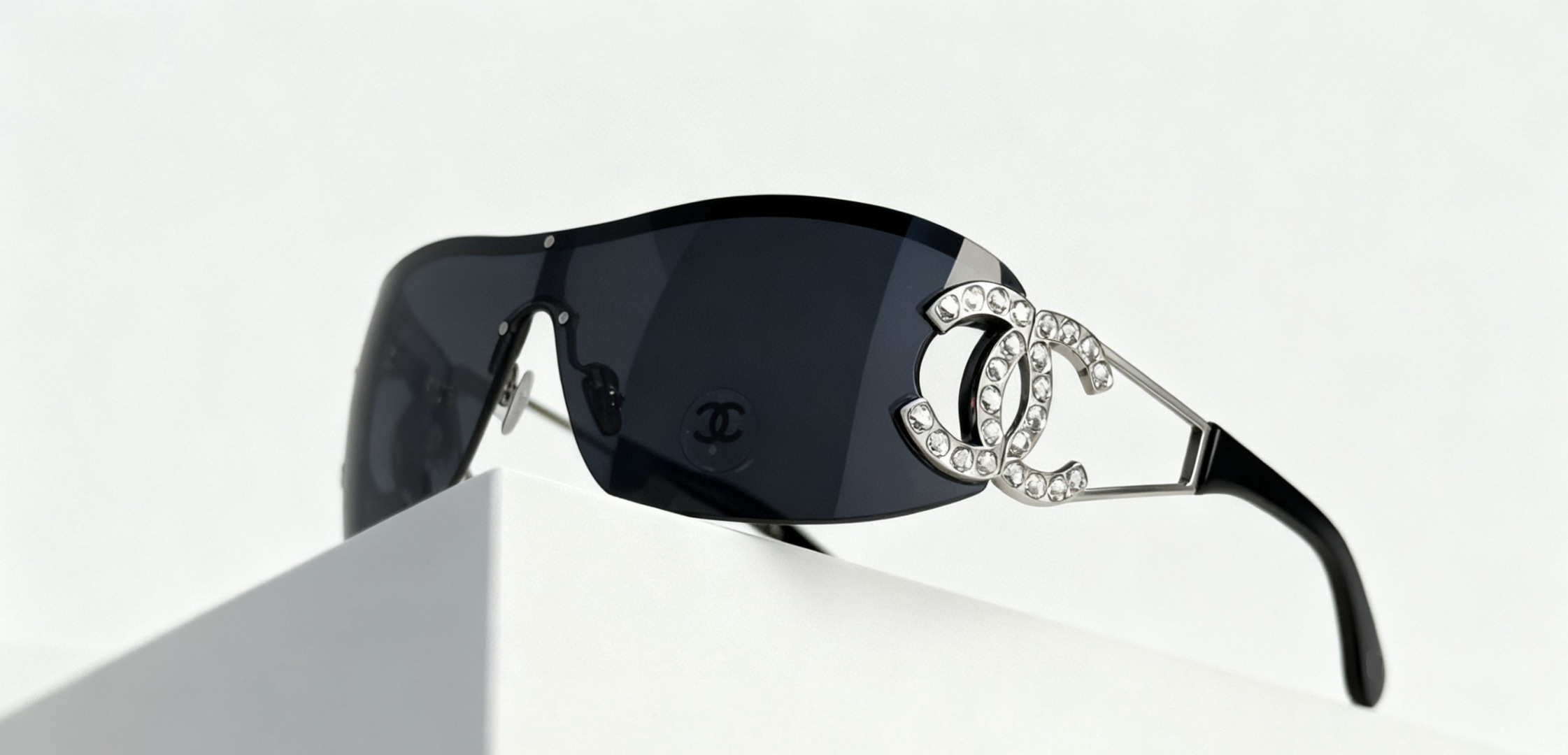 Chanel Black Visor Sunglasses – Rhinestone CC Logo