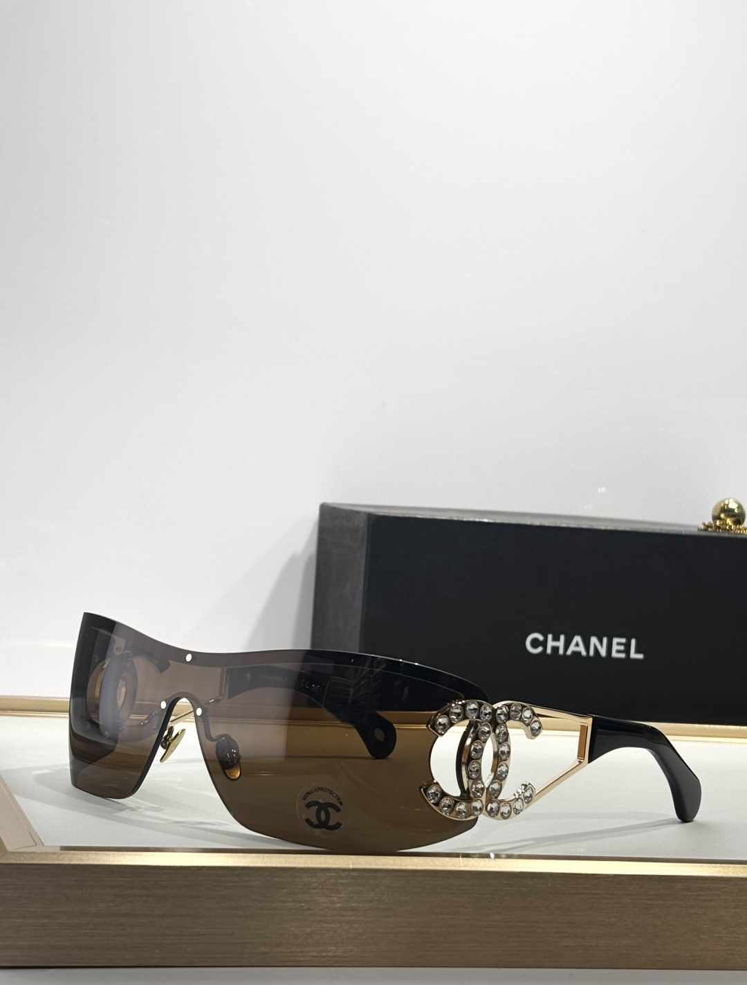 Chanel Luxury Shield Sunglasses – Crystal CC Logo Designer Eyewear