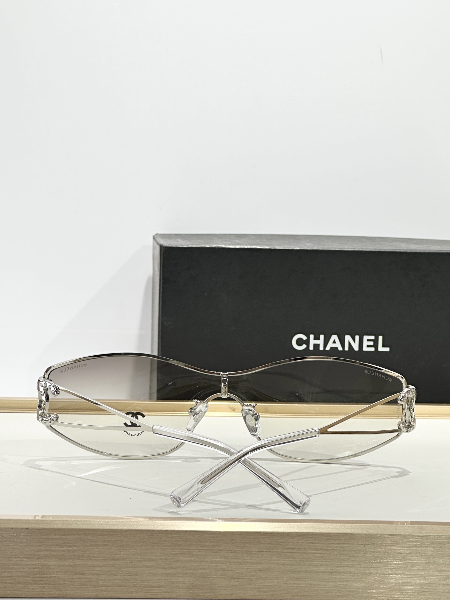 Vintage Y2K Rimless Sunglasses Luxury Rhinestone Wrap Around Shades