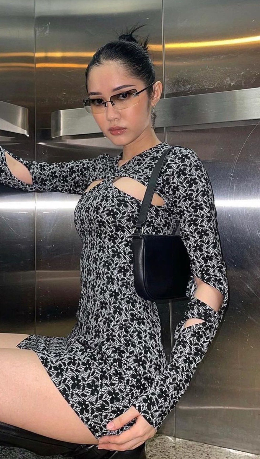 Y2K Rimless Gradient Sunglasses with Crystal Logo – Vintage Luxury