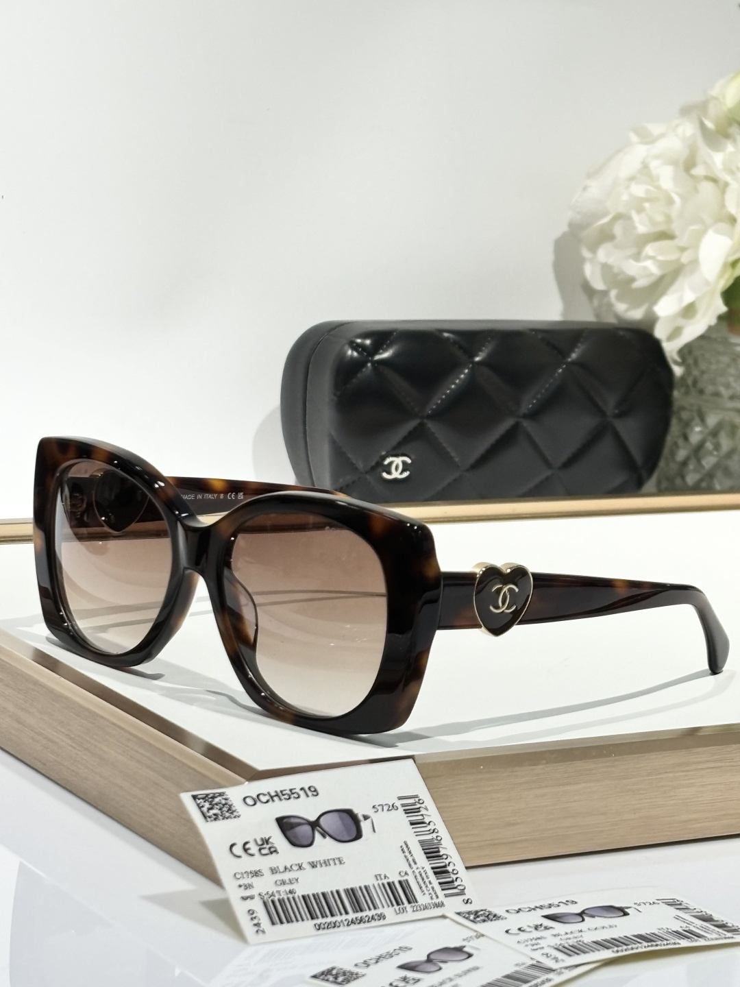Chanel OCH5519 Oversized Sunglasses with Heart CC Logo – Luxury Eyewear