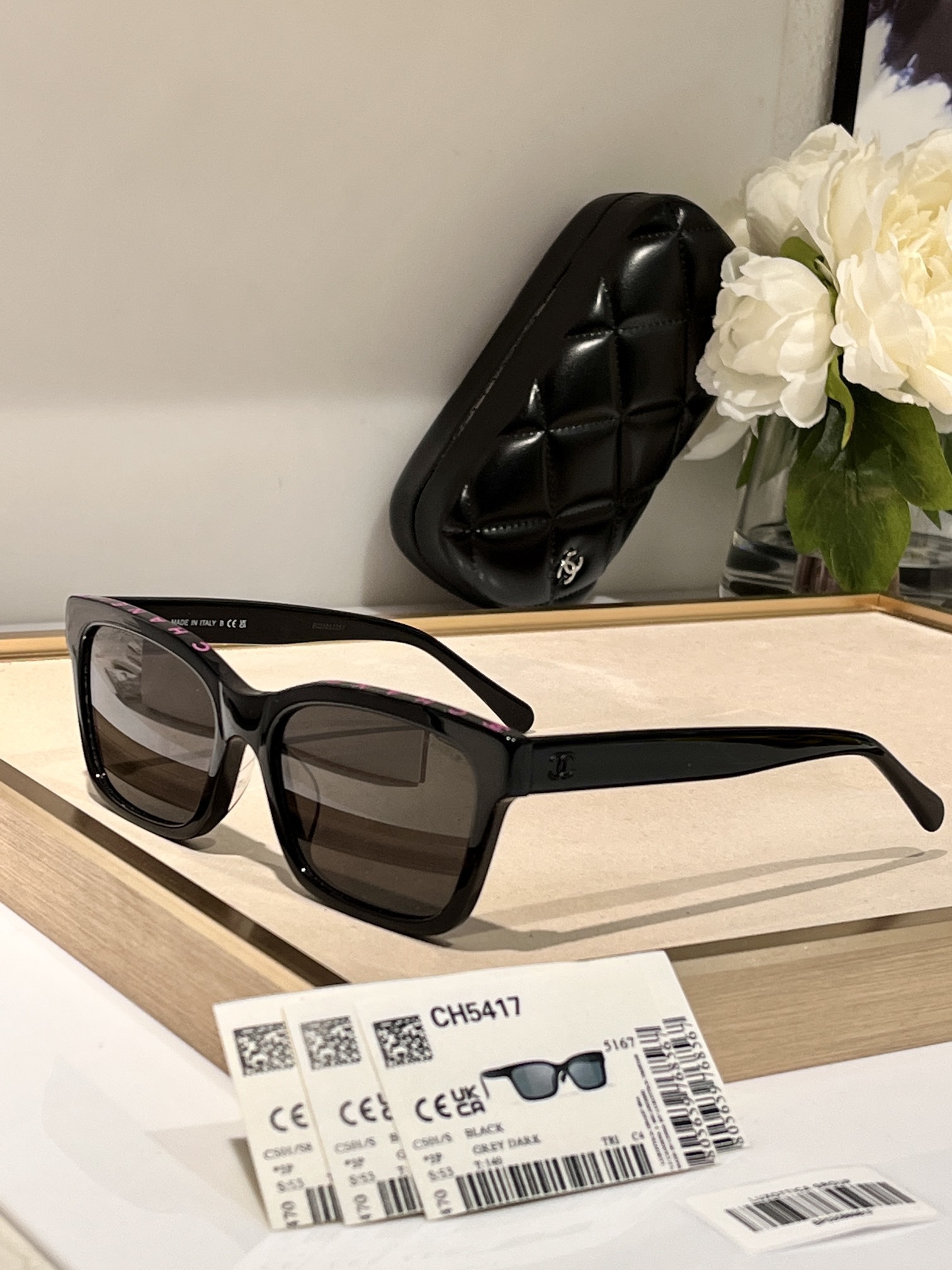 white Chanel CH5417 Black Sunglasses – Chanel CH5417 Black Sunglasses