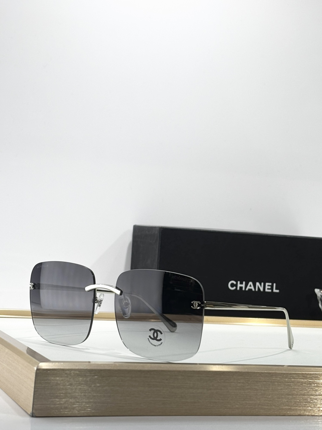 Chanel Luxury Rimless Square Sunglasses – Elegant Designer Eyewear