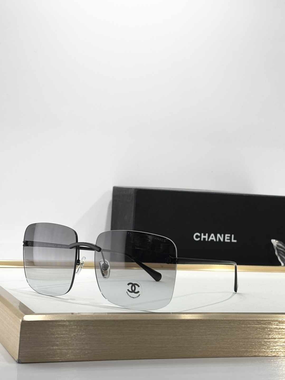 Chanel Gray Square Sunglasses – Metal Frame