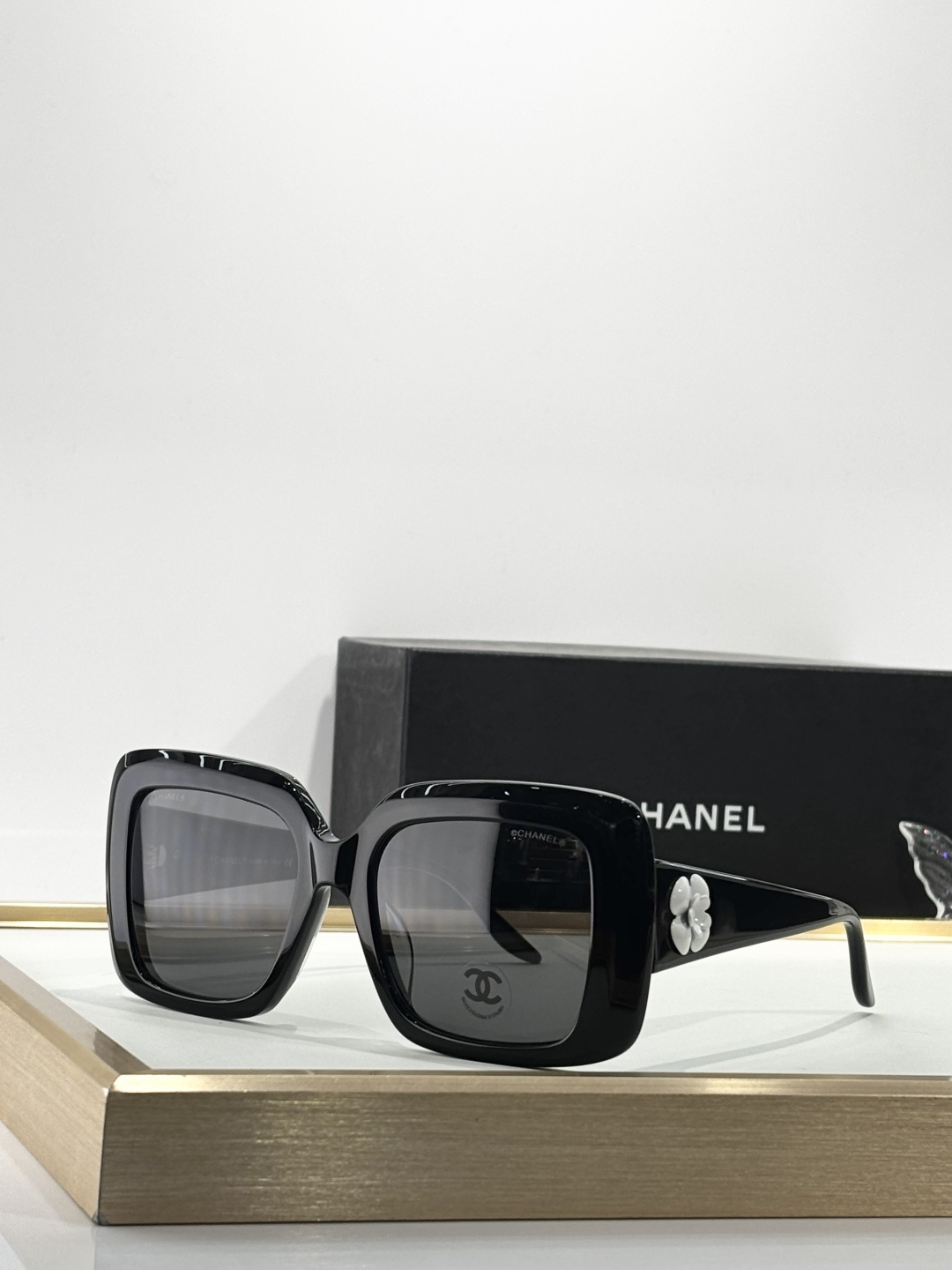 Chanel Luxury Square Sunglasses with White Camellia Detail – Black