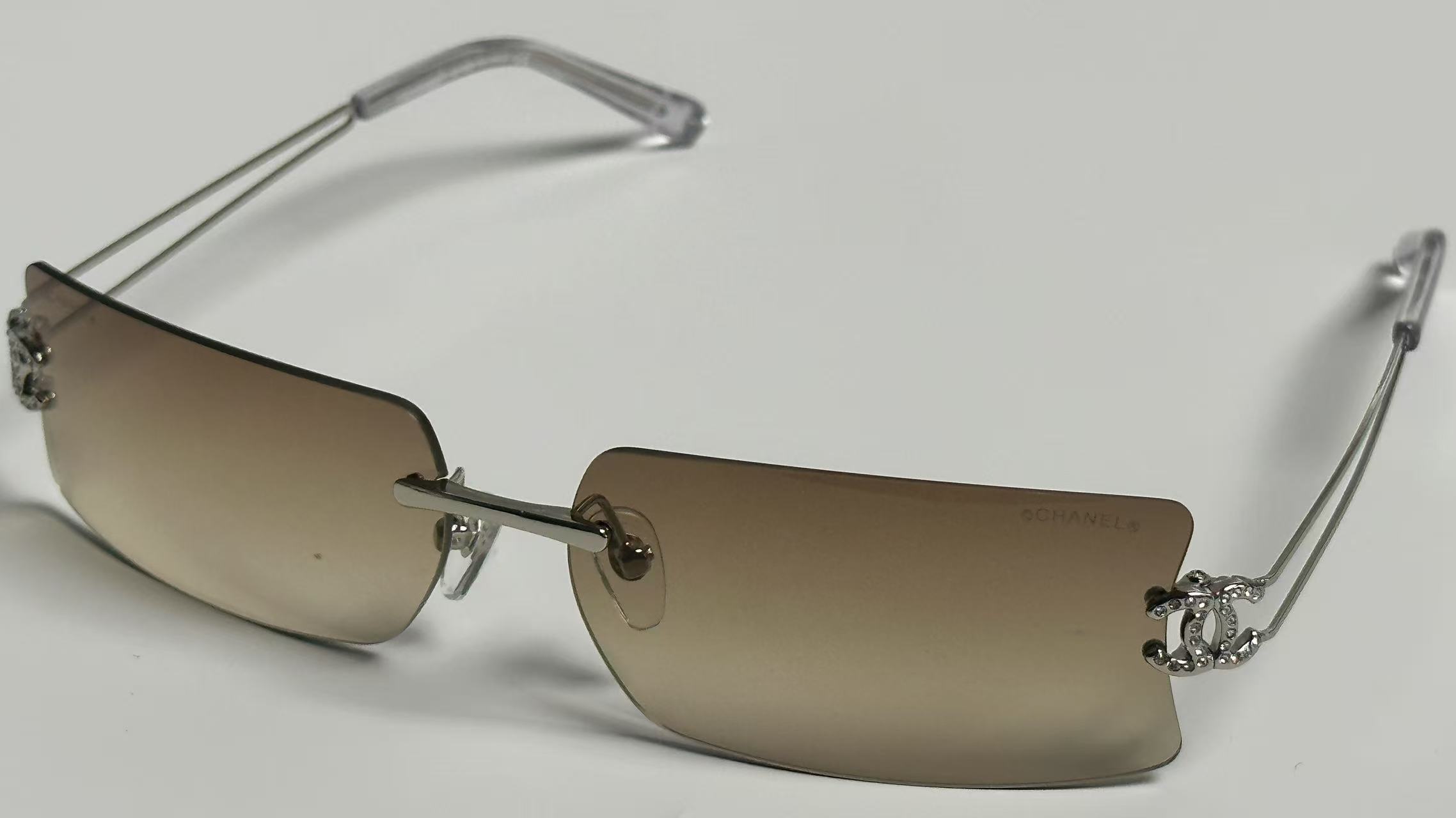 Luxury Chanel Y2K Rimless Sunglasses Rhinestone CC Logo Brown Gradient