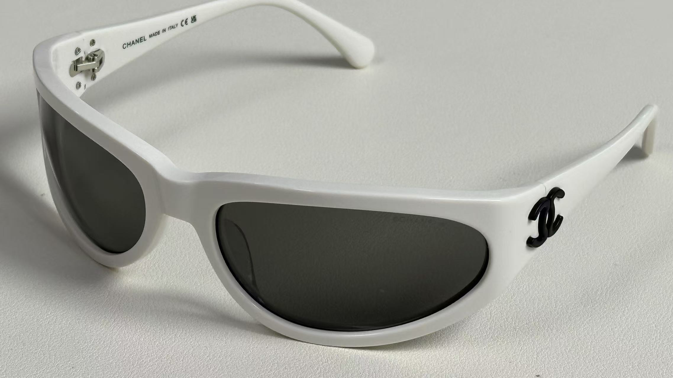 Jennie Style Iconic Black Leather Biker Jacket – K-Pop Stage Fashion