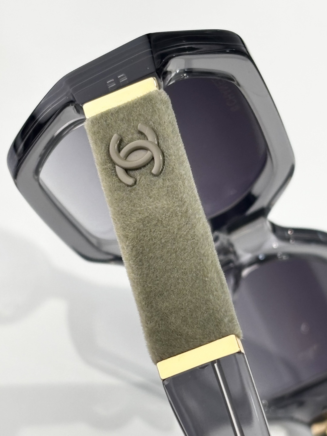 Chanel Oversized Square Sunglasses – Grey Gradient & Green Temples