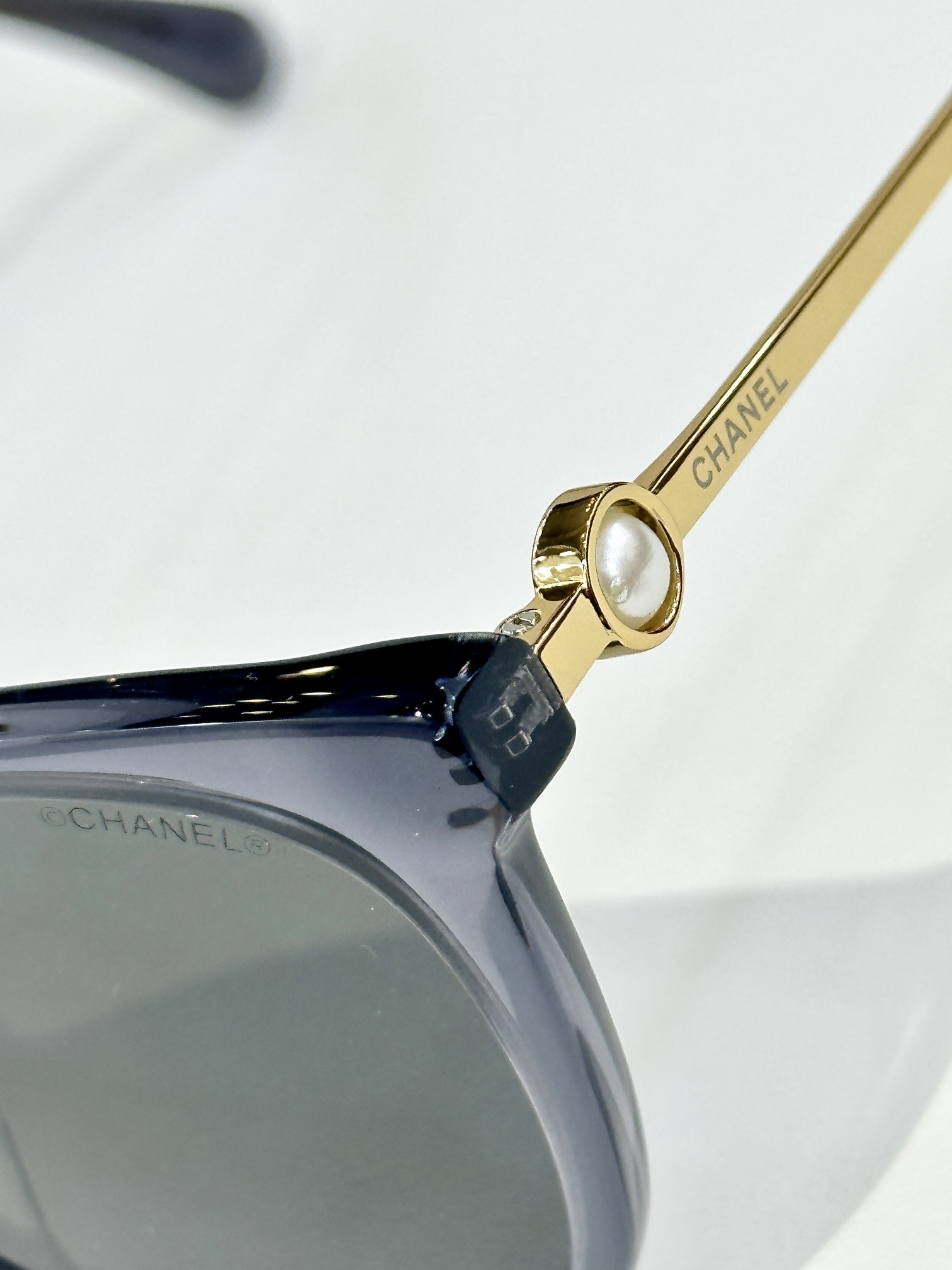 Chanel Pearl Detail Cat-Eye Sunglasses – Luxury Women’s Eyewear