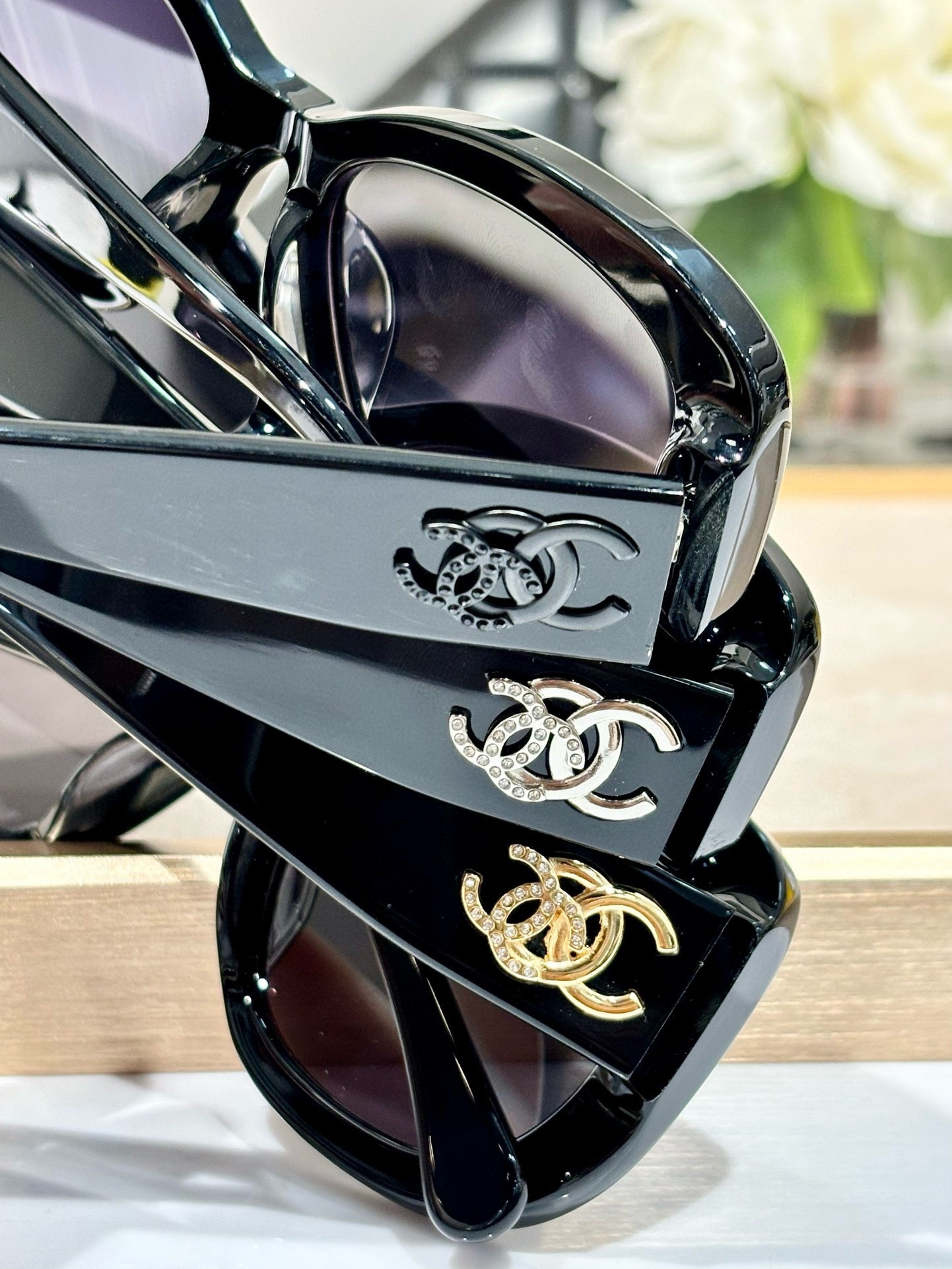 Women’s Luxury Oversized Square Sunglasses – Classic Designer Style