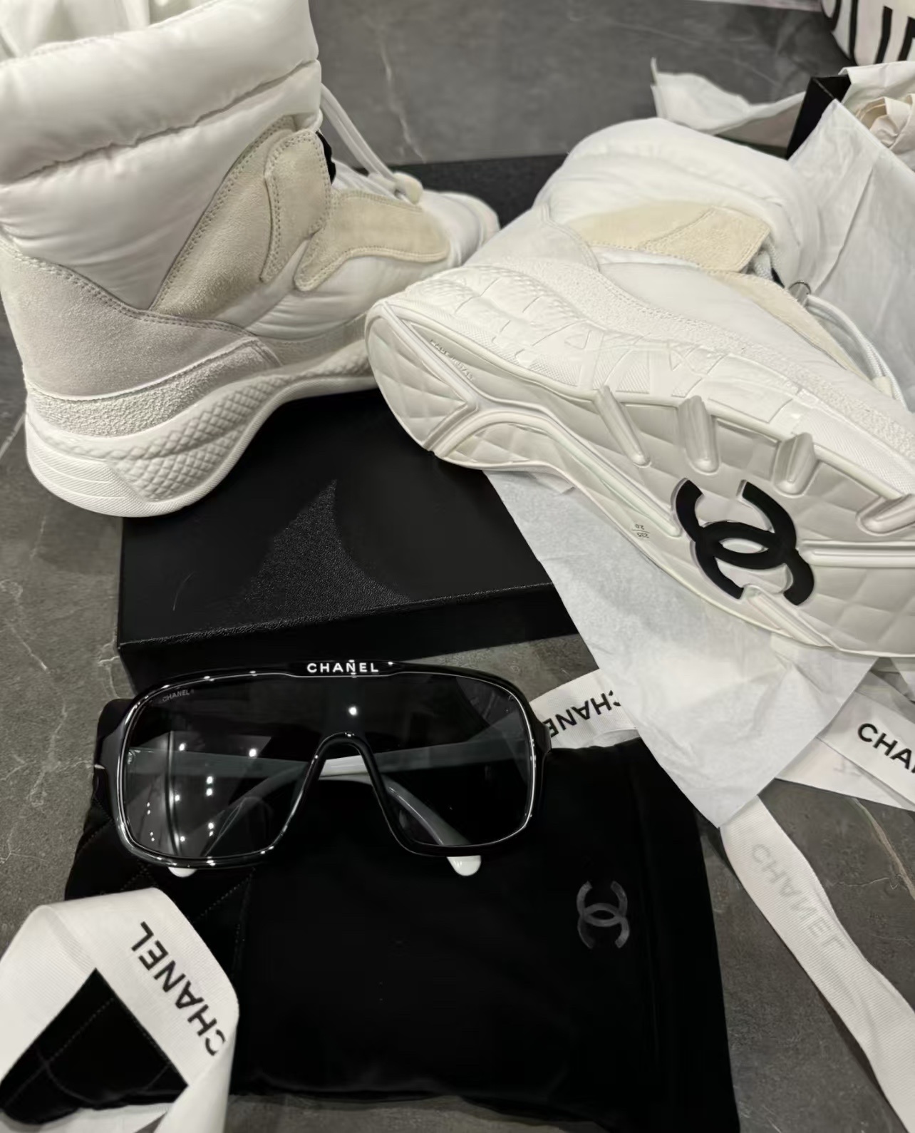 Chanel Black Frame Silver Lens Sunglasses – Sleek Design